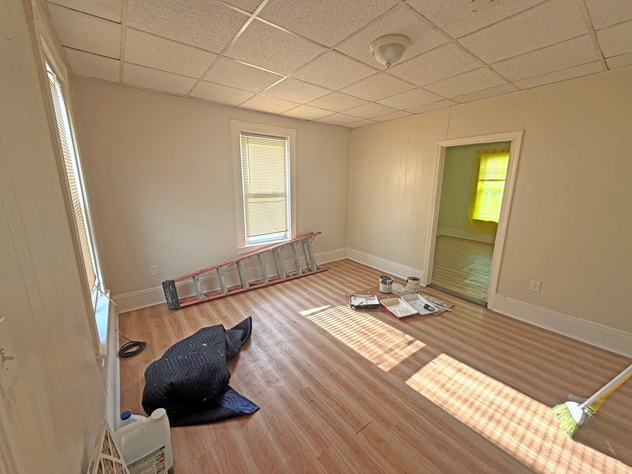 4 Family at 98 Warren St, Randolph MA 02368, photo 15 of 17