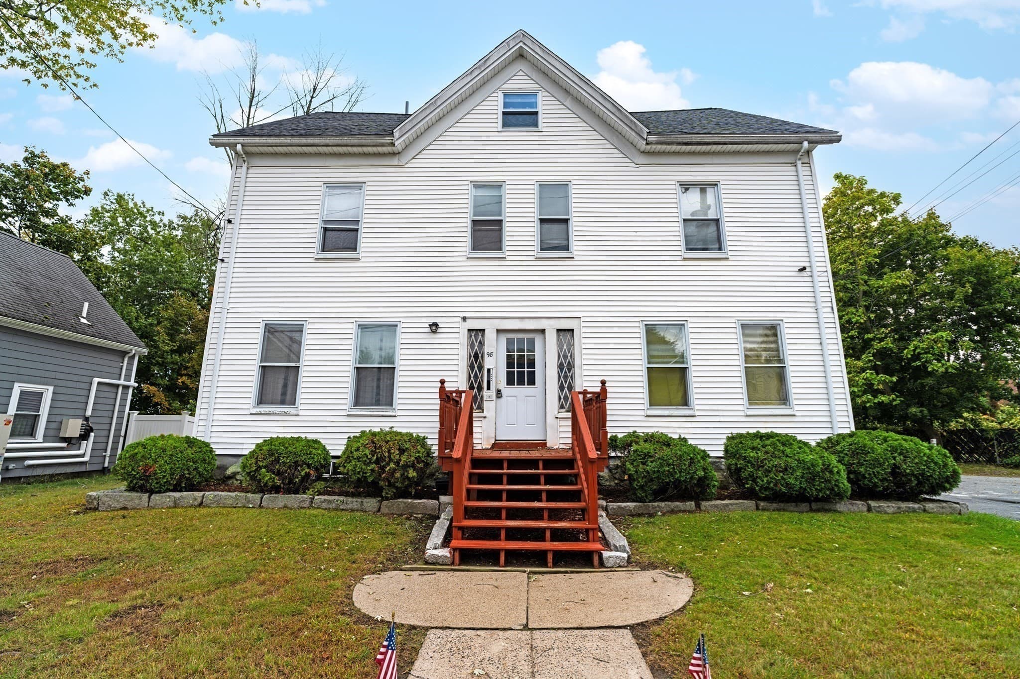 4 Family at 98 Warren St, Randolph MA 02368, photo 4 of 17