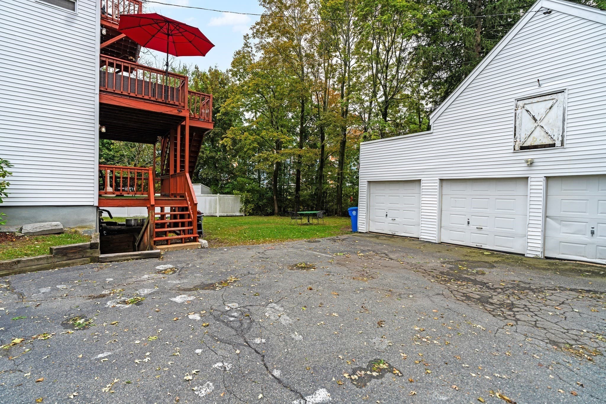 4 Family at 98 Warren St, Randolph MA 02368, photo 8 of 17