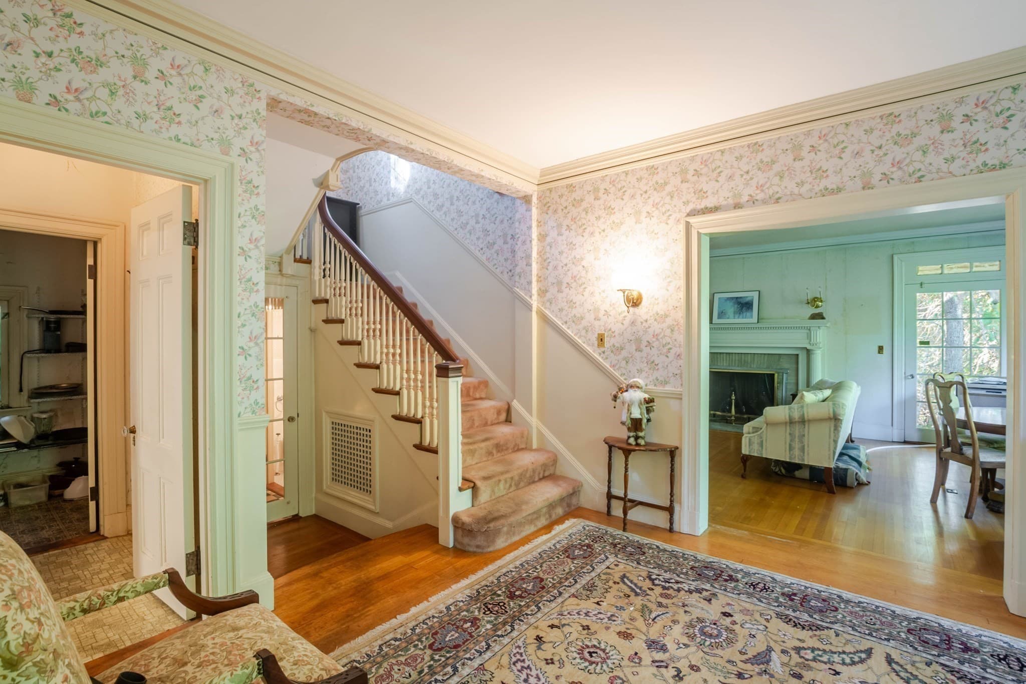 Single Family Residence at 140 Ross St, Fitchburg MA 01420, photo 20 of 35