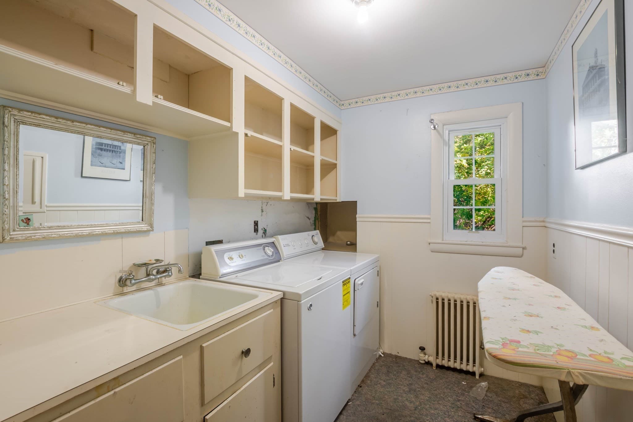 Single Family Residence at 140 Ross St, Fitchburg MA 01420, photo 10 of 35
