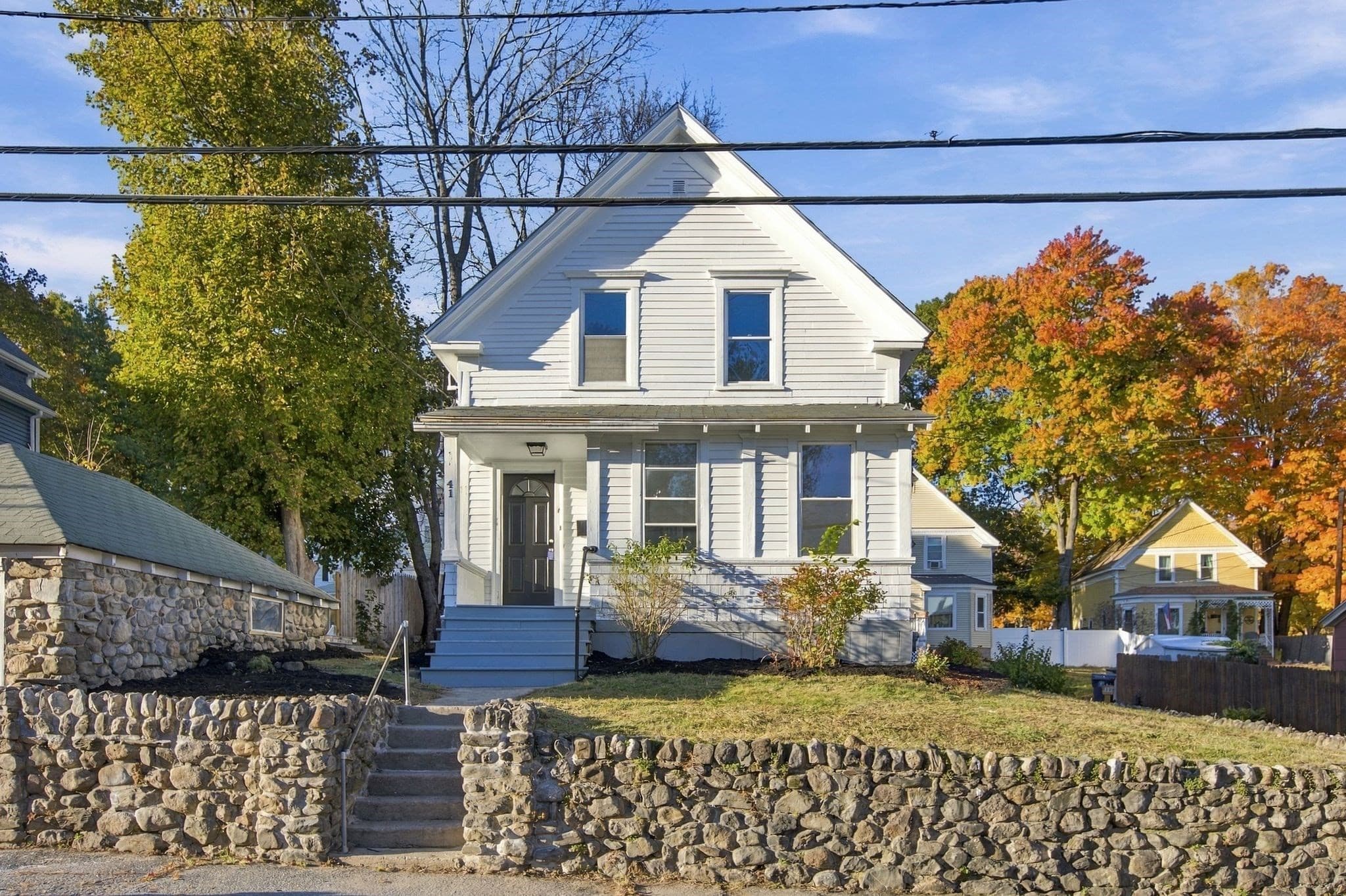 Single Family Residence at 41 Arnold St, Methuen MA 01844, photo 2 of 15