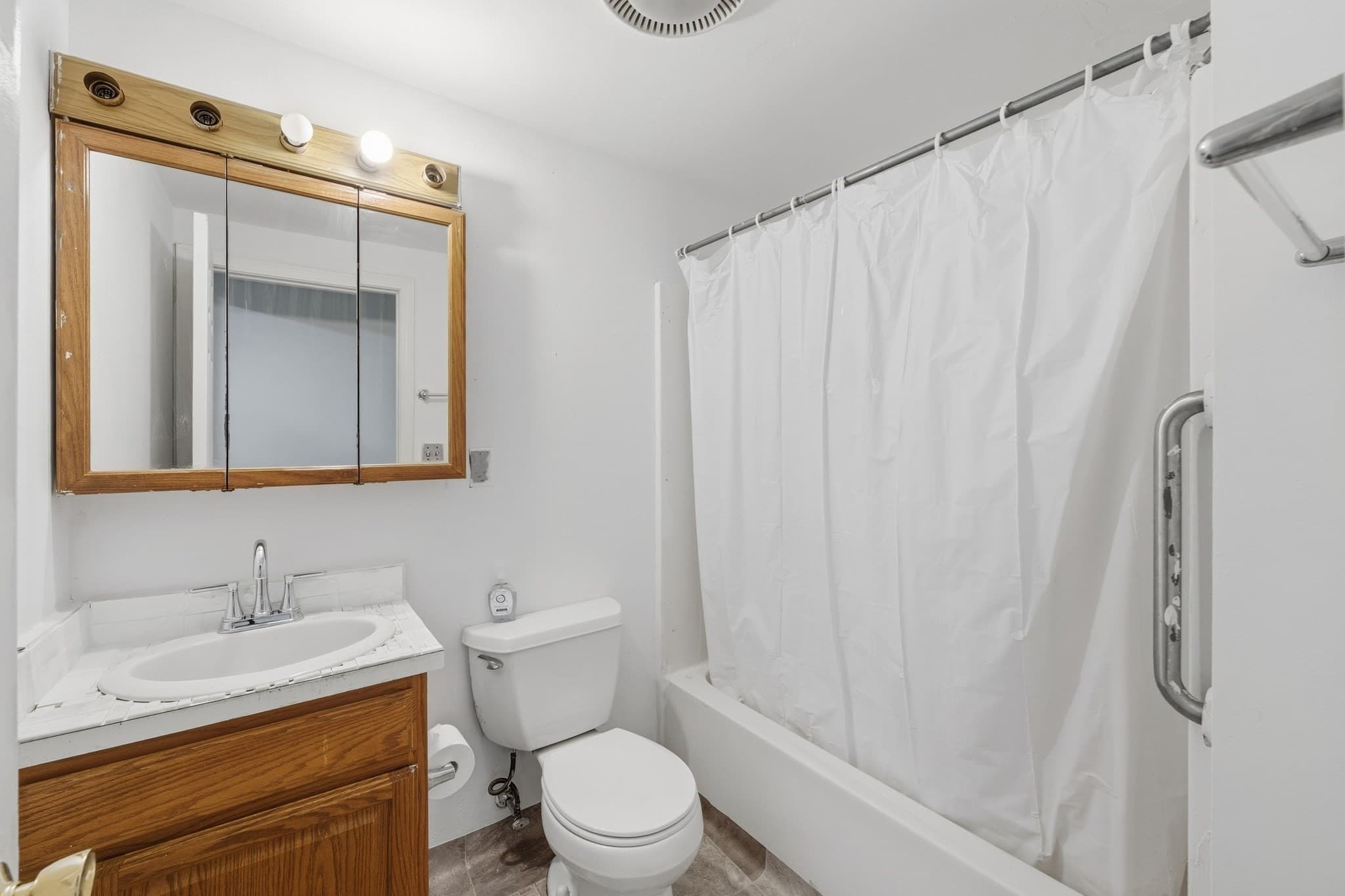 Condominium at 21 Ferndale St # 2B, Boston MA 02124, photo 6 of 9