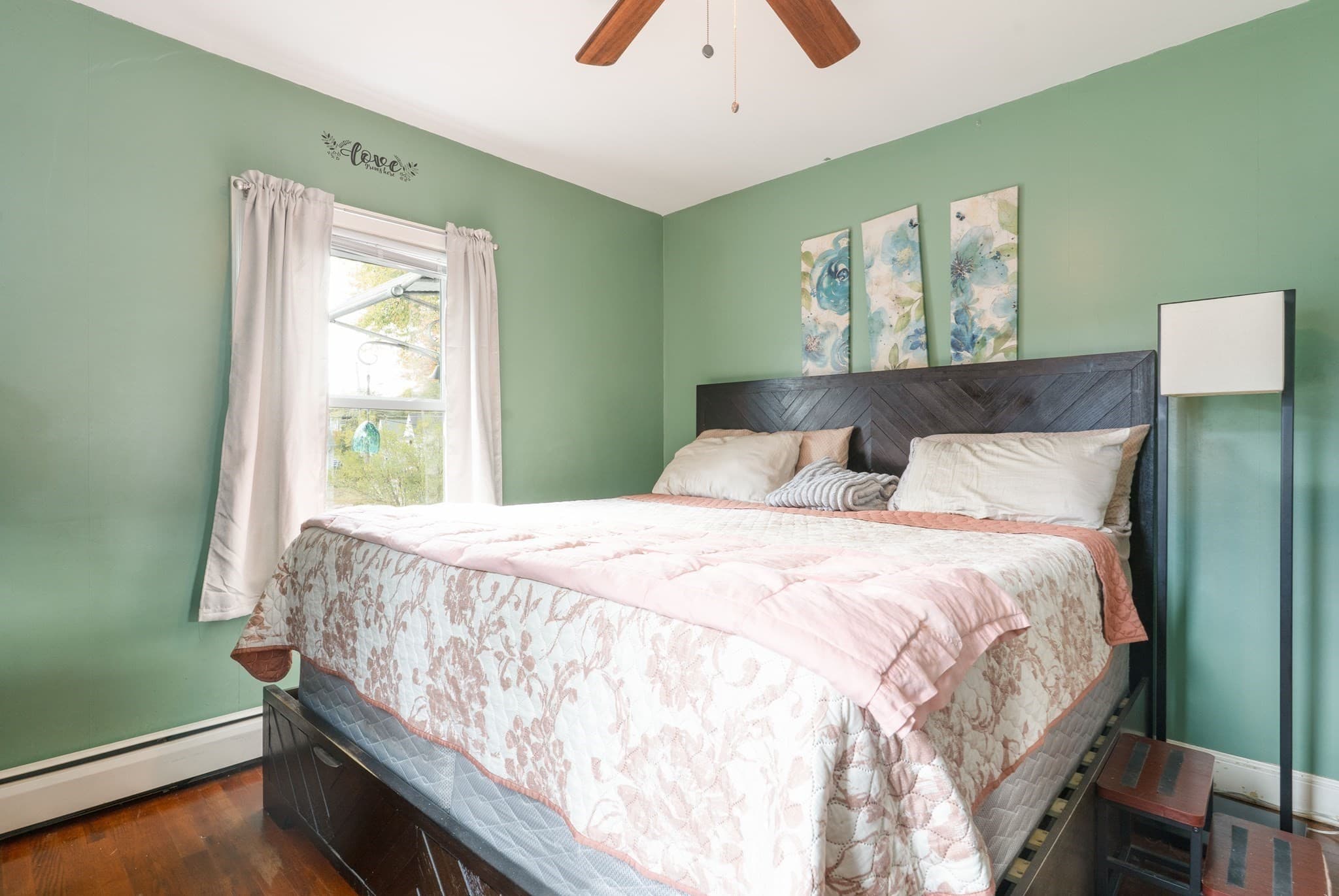 Single Family Residence at 10 Ridgewood Ave, Southbridge MA 01550, photo 12 of 37