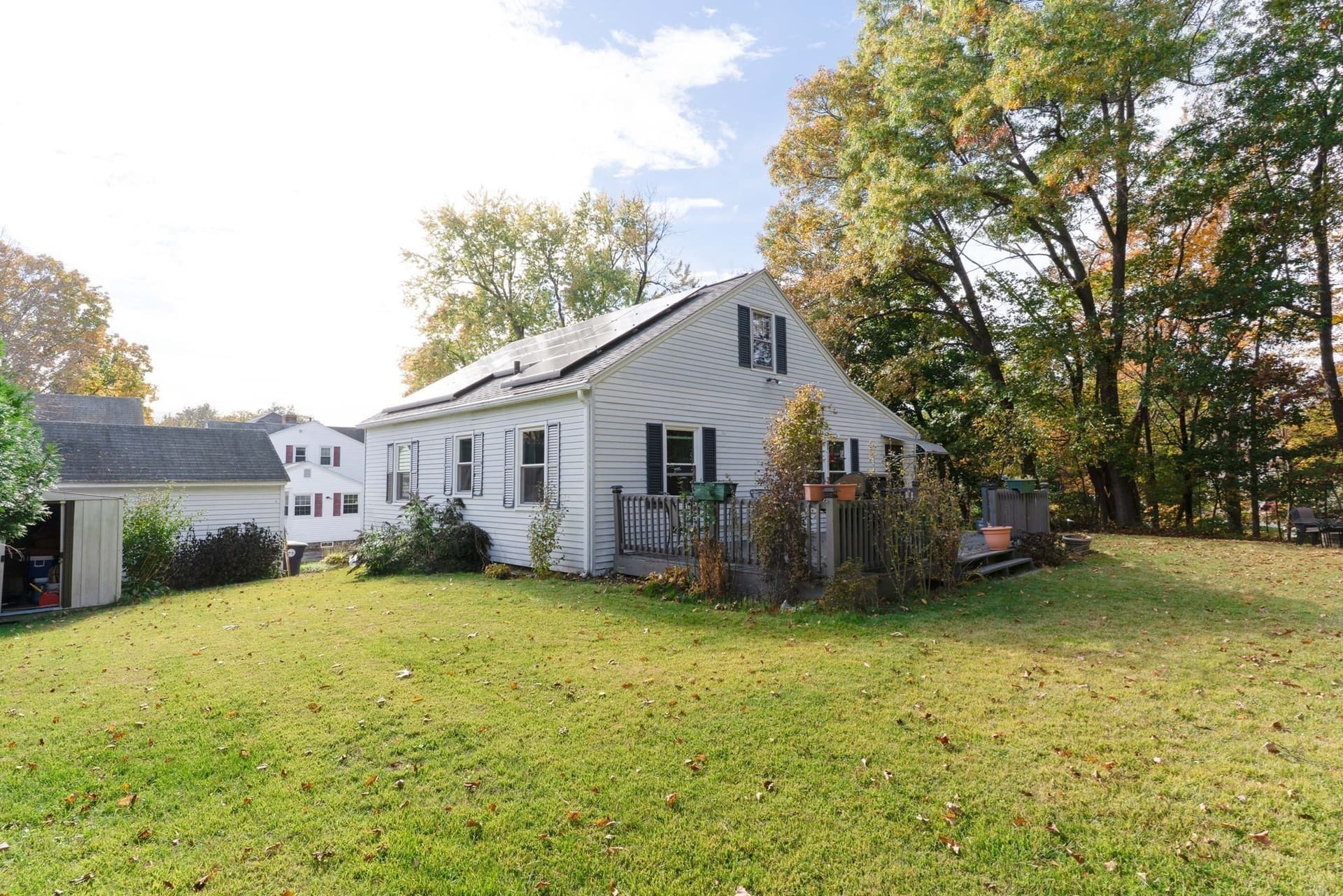 10 Ridgewood Ave, Southbridge MA 01550