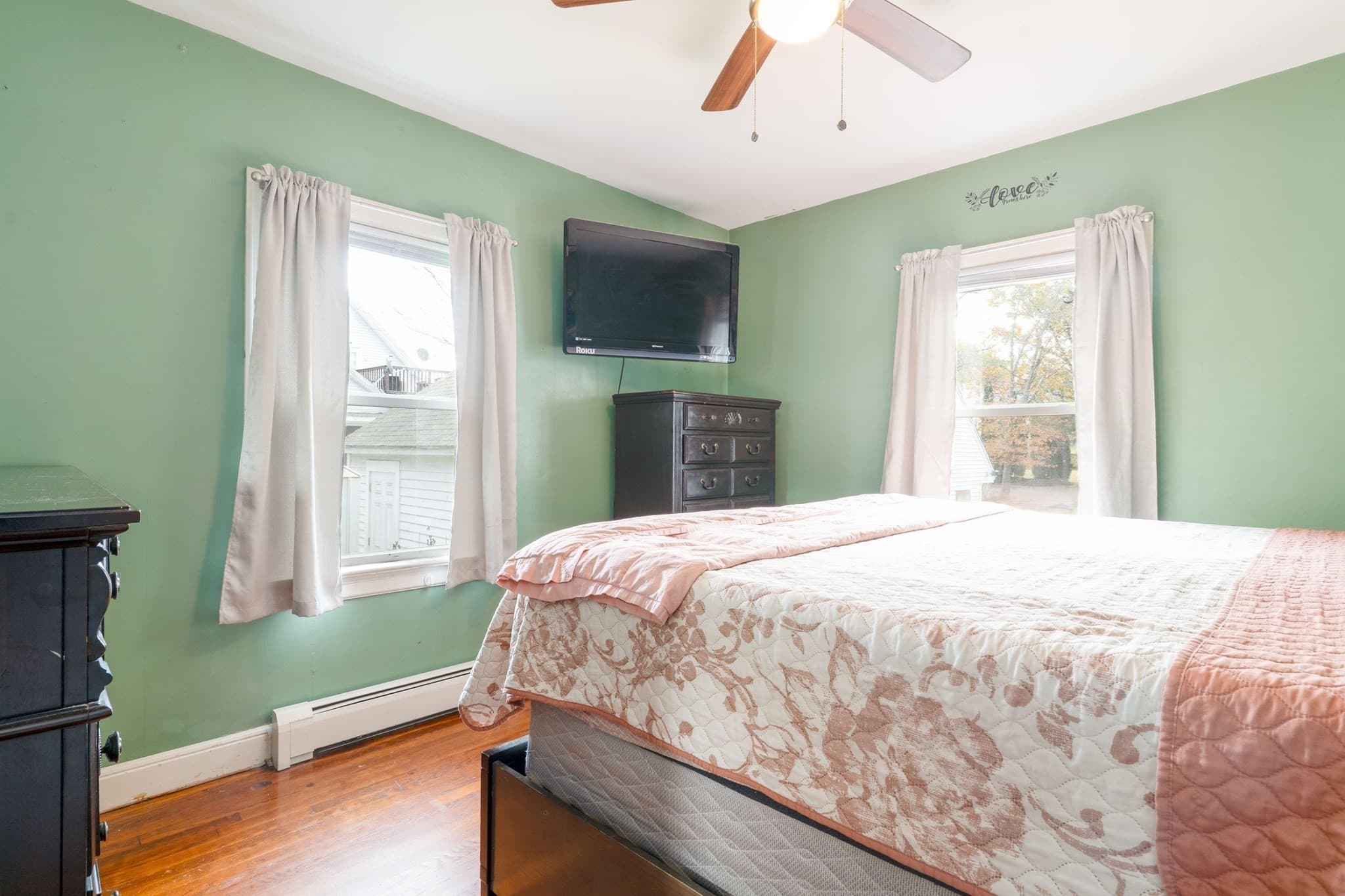 Single Family Residence at 10 Ridgewood Ave, Southbridge MA 01550, photo 11 of 37