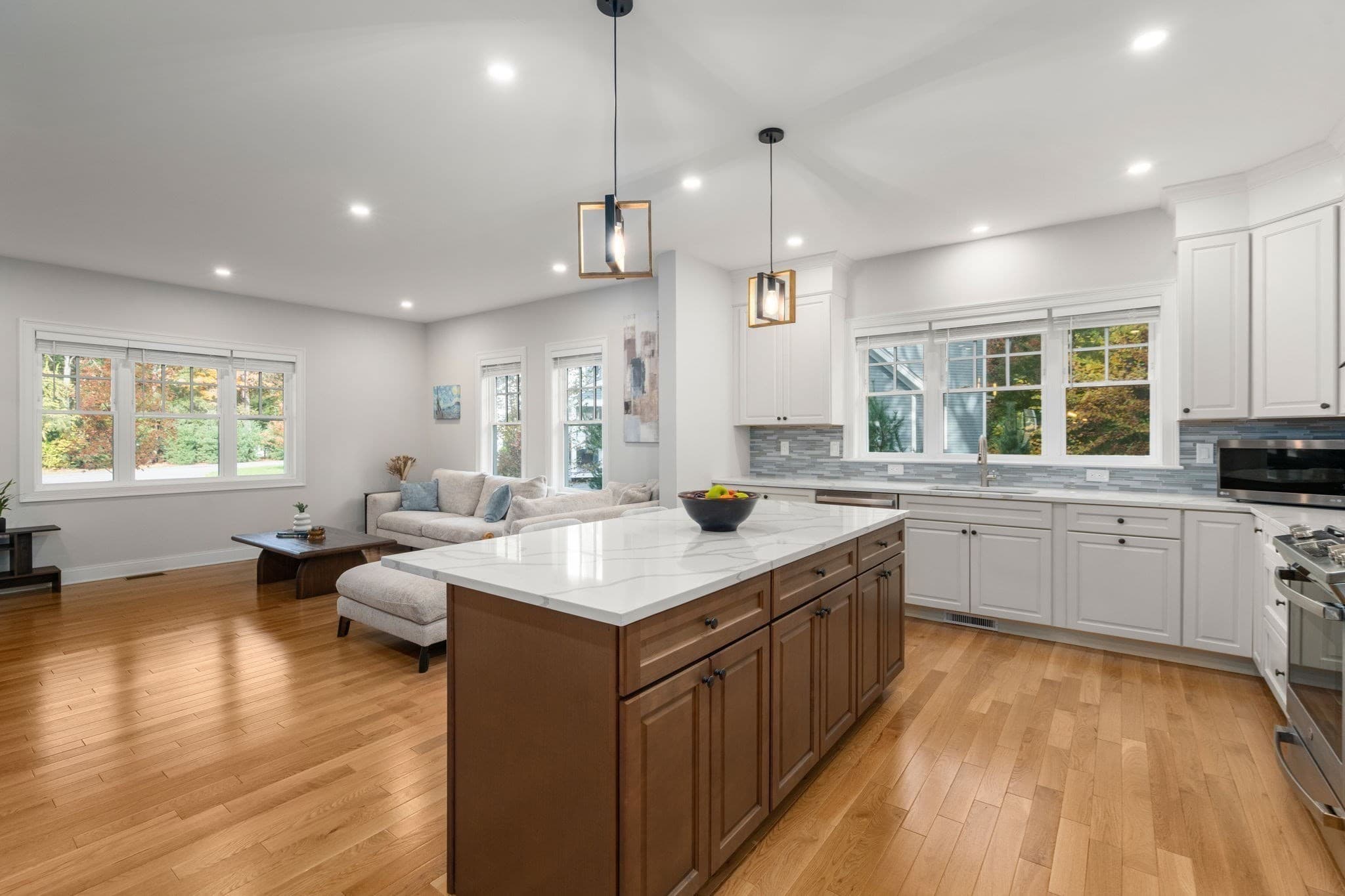 Single Family Residence at 3 Emmeline Path, Wayland MA 01778, photo 5 of 28