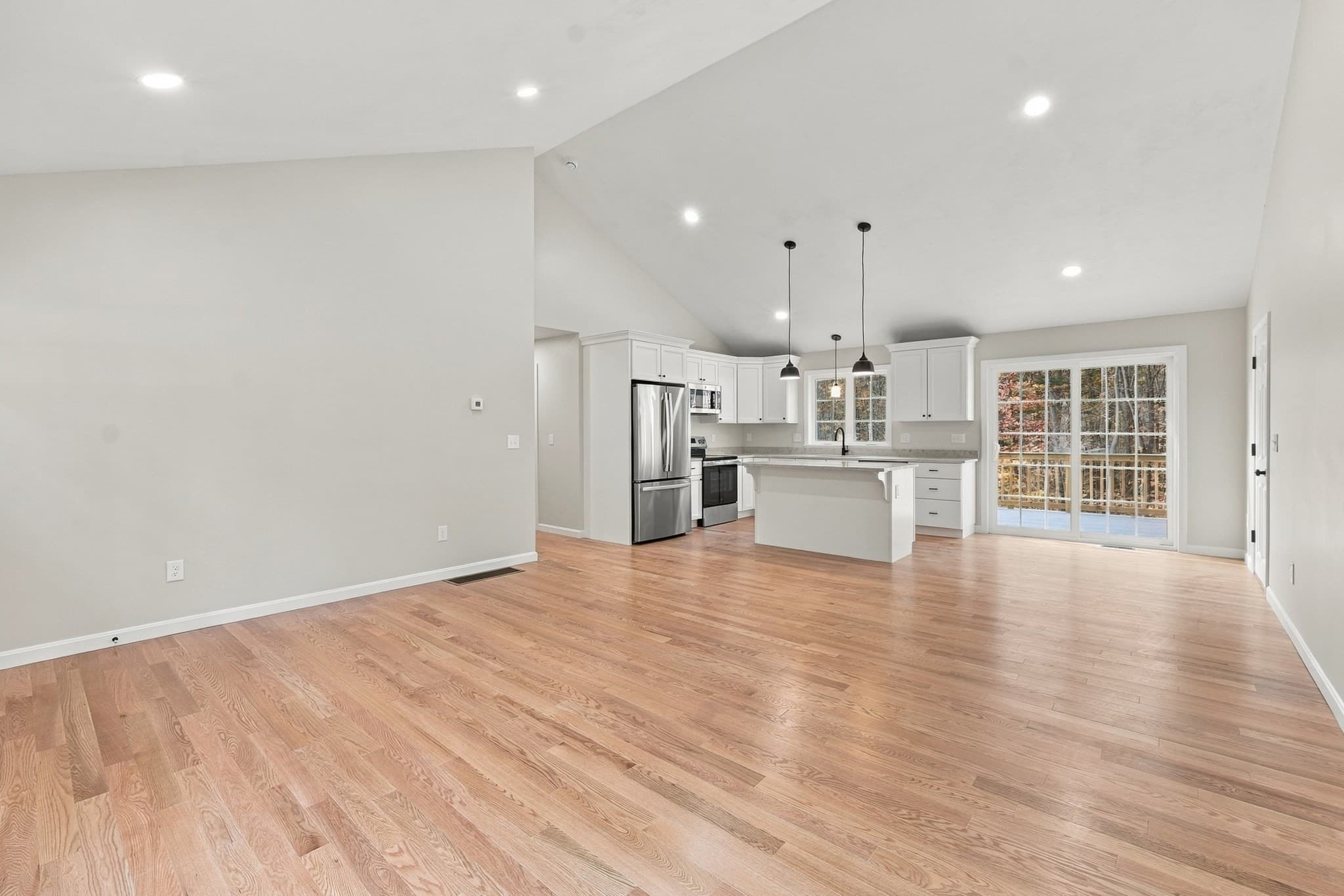 Single Family Residence at 459 Cronin Rd, Warren MA 01083, photo 7 of 34