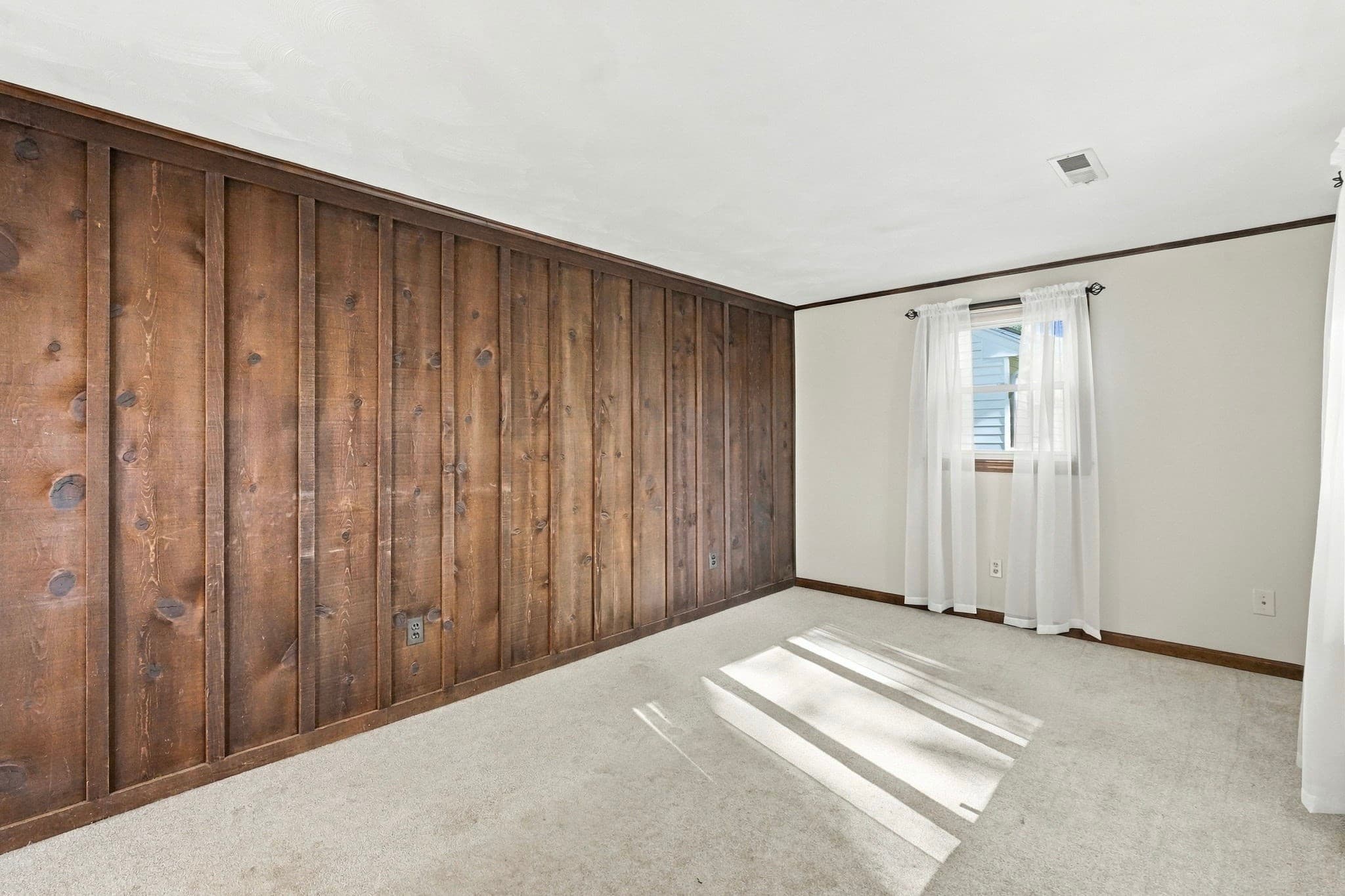 Single Family Residence at 86 Herrman Street, West Springfield MA 01089, photo 17 of 37
