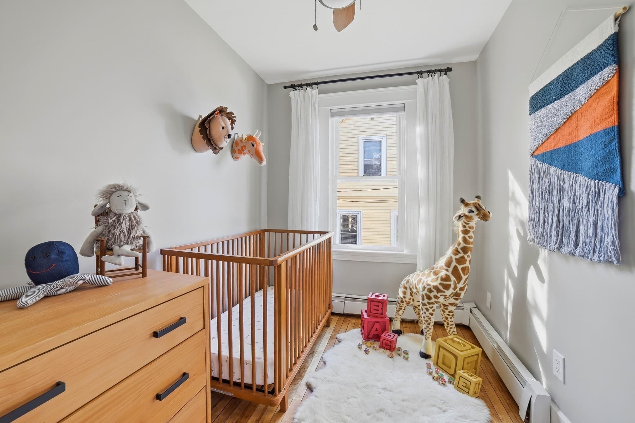 Single Family Residence at 194 Whitmarsh Ave, Worcester MA 01606, photo 15 of 34