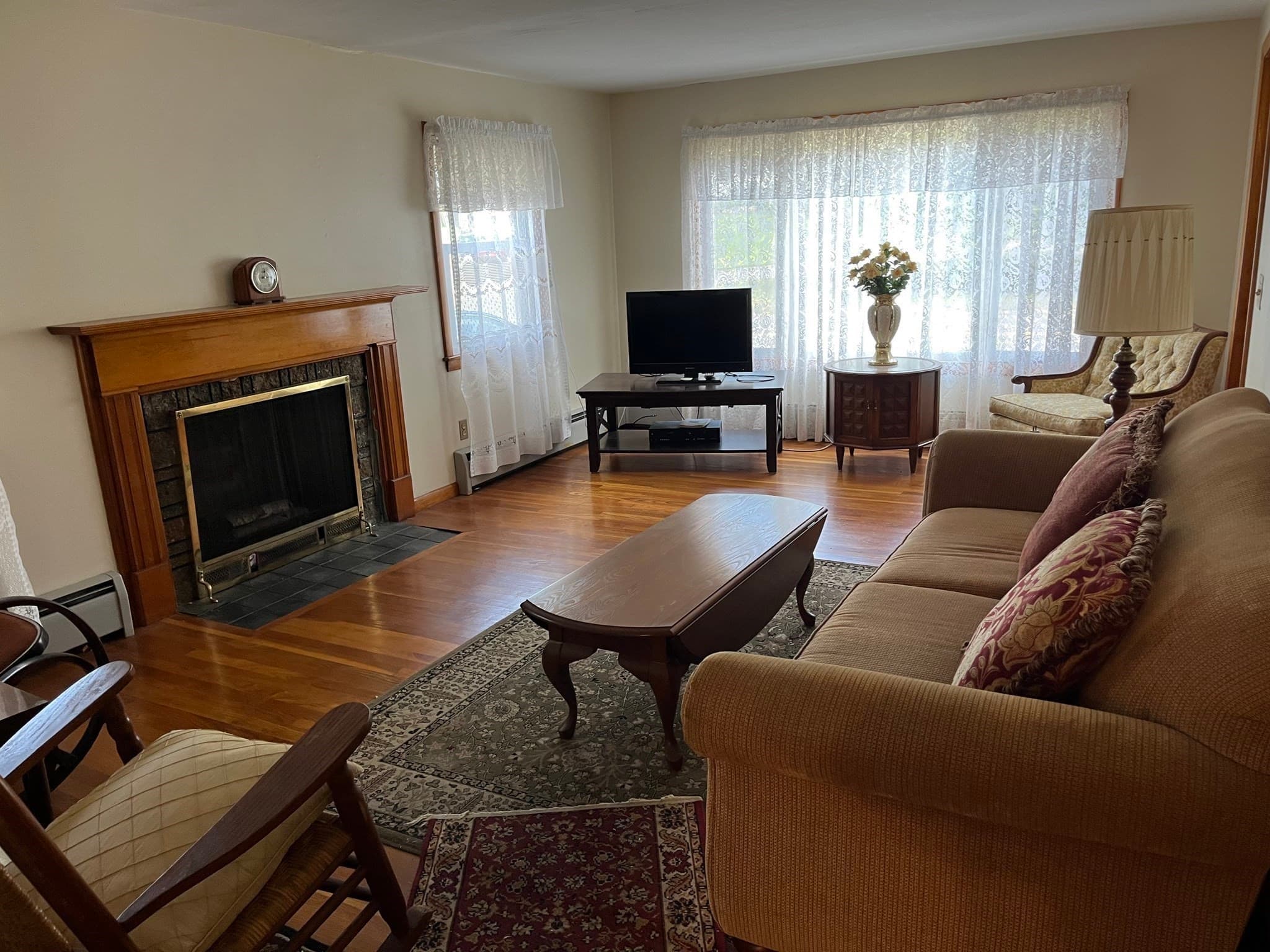 Single Family Residence at 473 Irene St., Chicopee MA 01020, photo 5 of 24