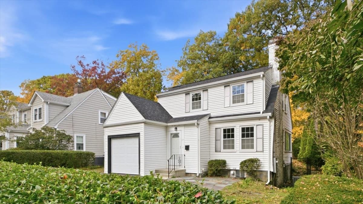 Single Family Residence at 77 Payson Rd, Brookline MA 02467, photo 3 of 35