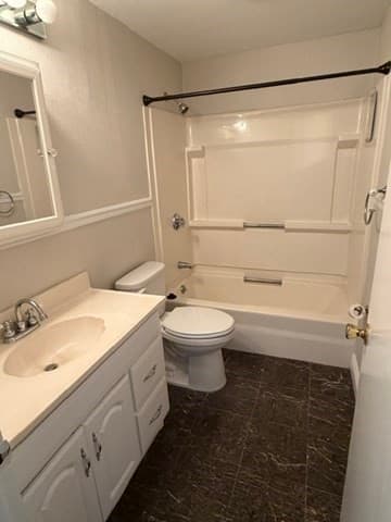 Apartment at 18 Gage Street # 1, Worcester MA 01605, photo 7 of 9