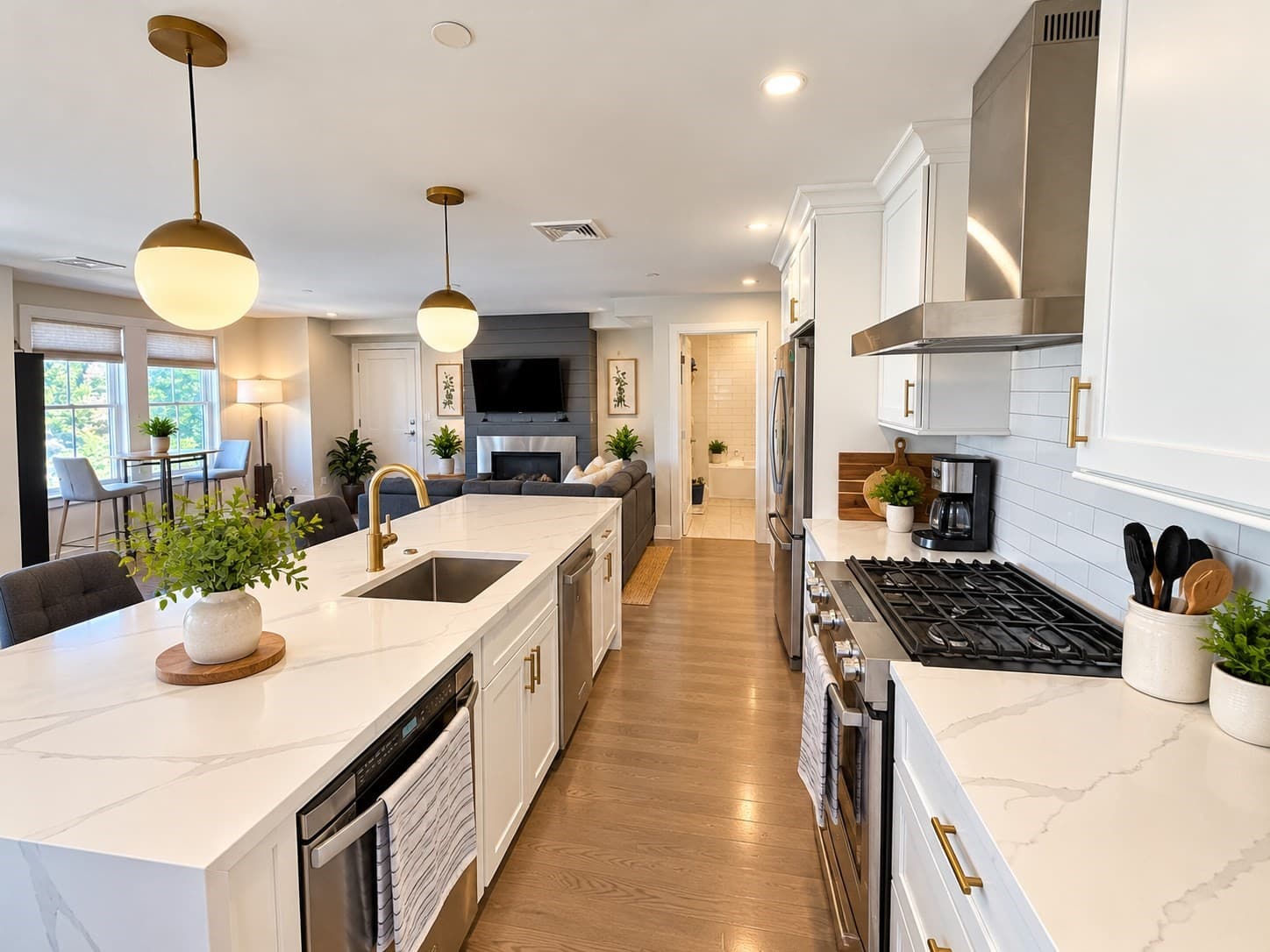 Condominium at 7 Saco Street # 6, Boston MA 02122, photo 7 of 21