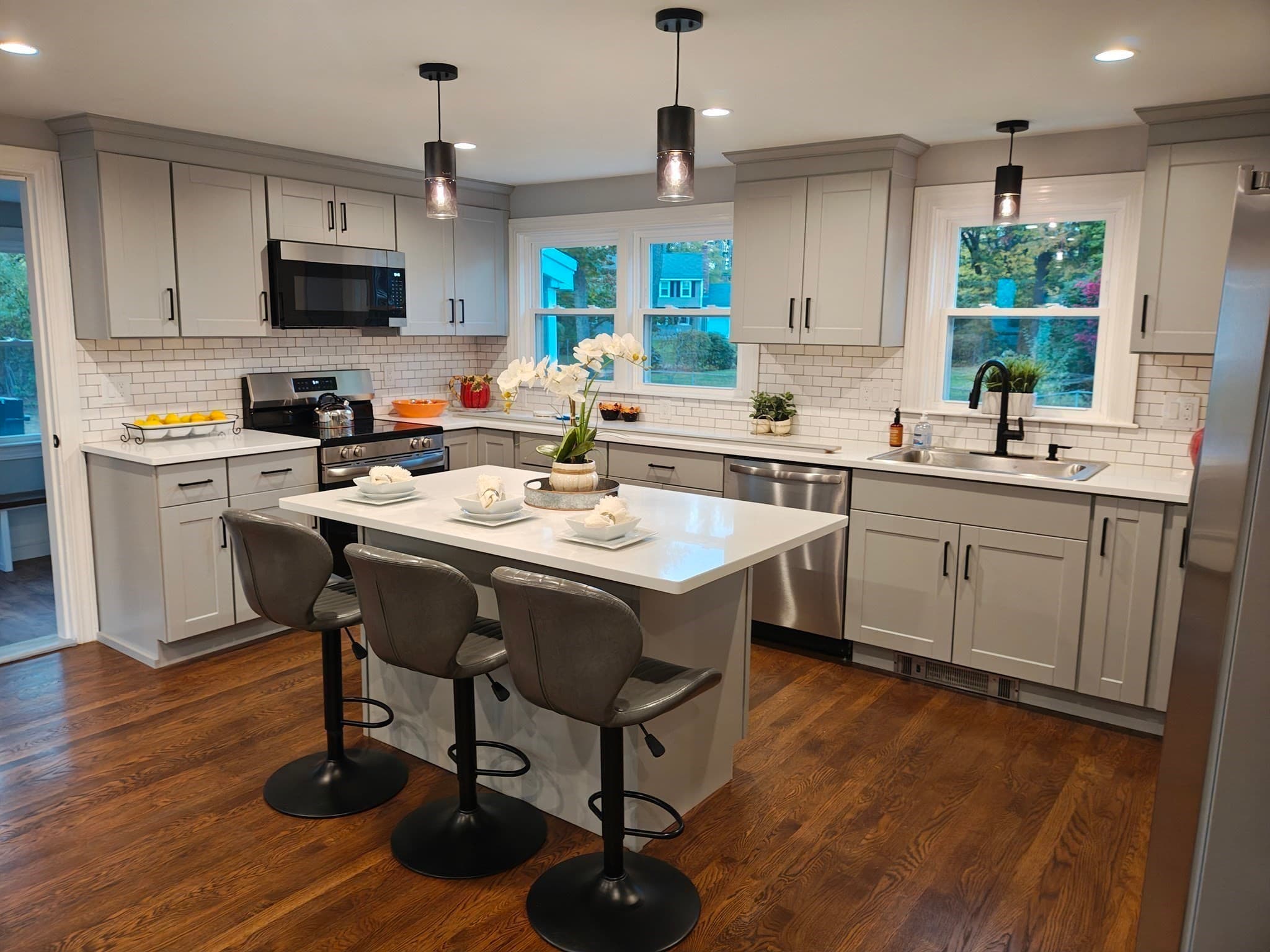Single Family Residence at 123 Patten Rd, Tewksbury MA 01876, photo 8 of 36