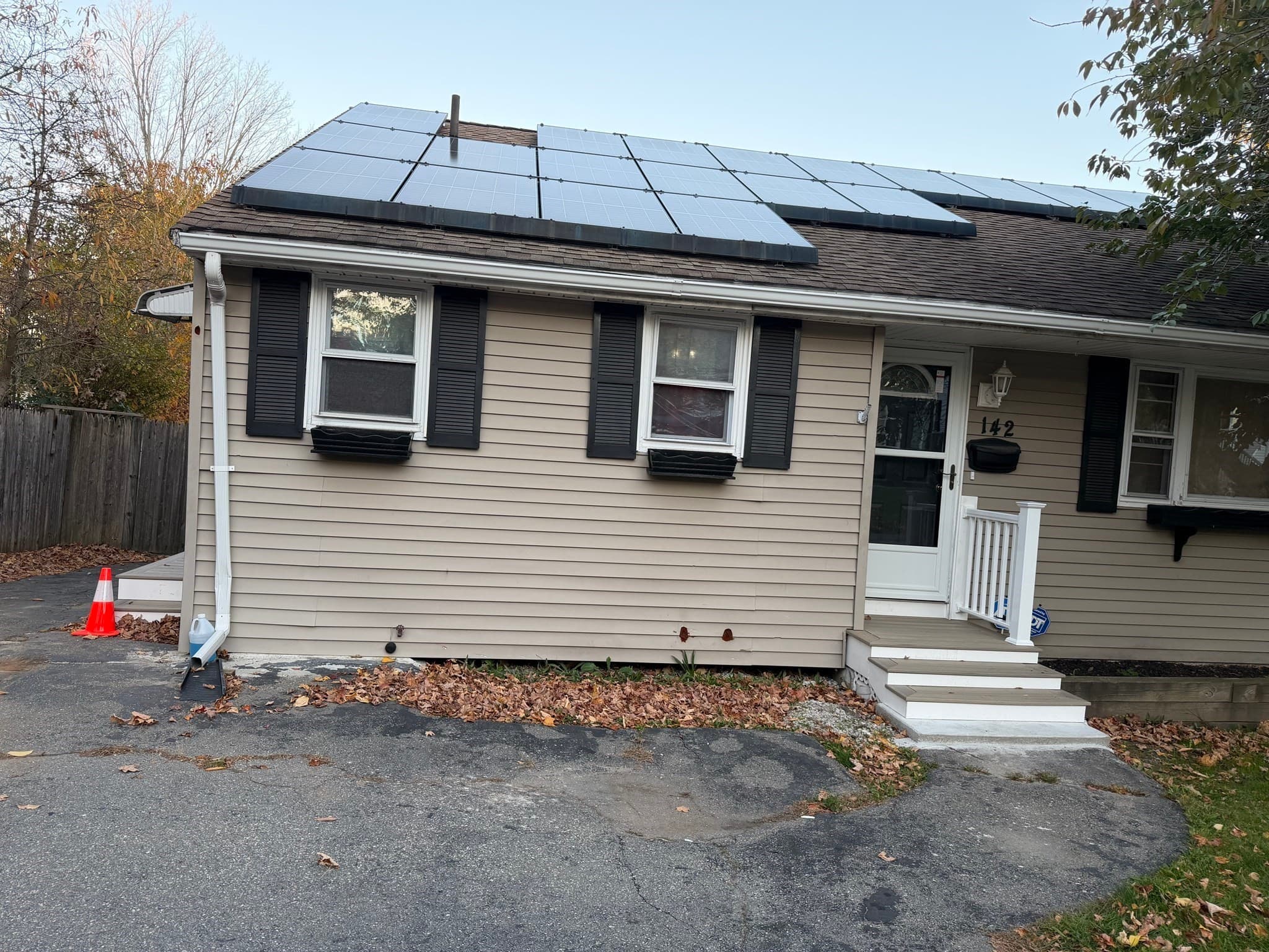 Single Family Residence at 142 Short St, Brockton MA 02302, photo 2 of 6