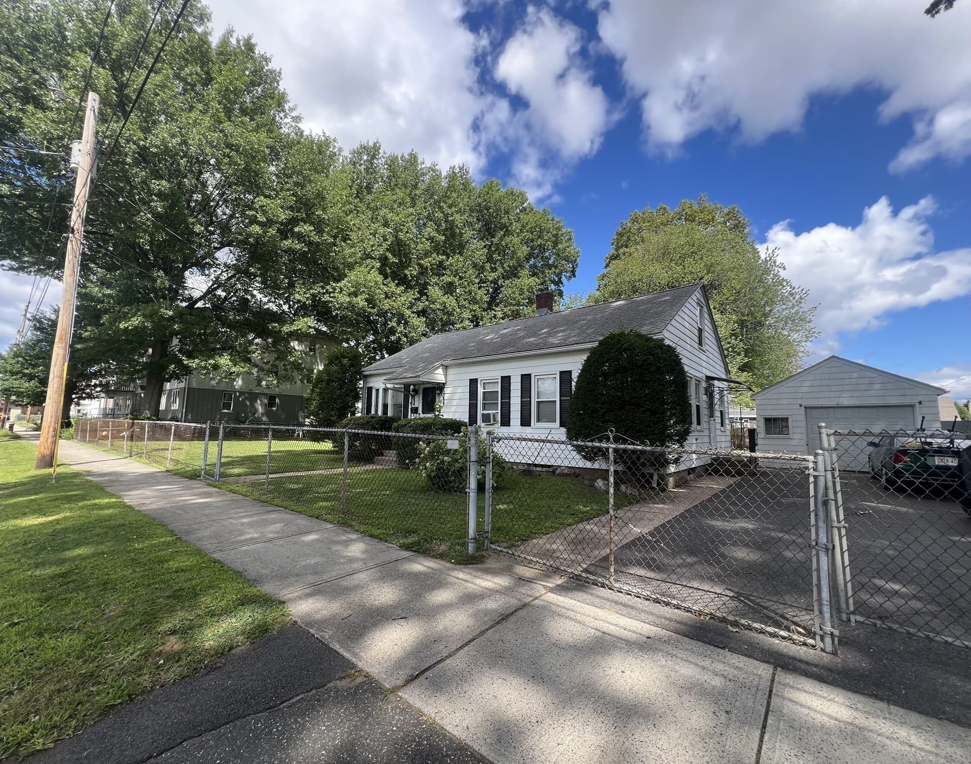 Single Family Residence at 38 Saint Anthony St, Chicopee MA 01013, photo 3 of 13