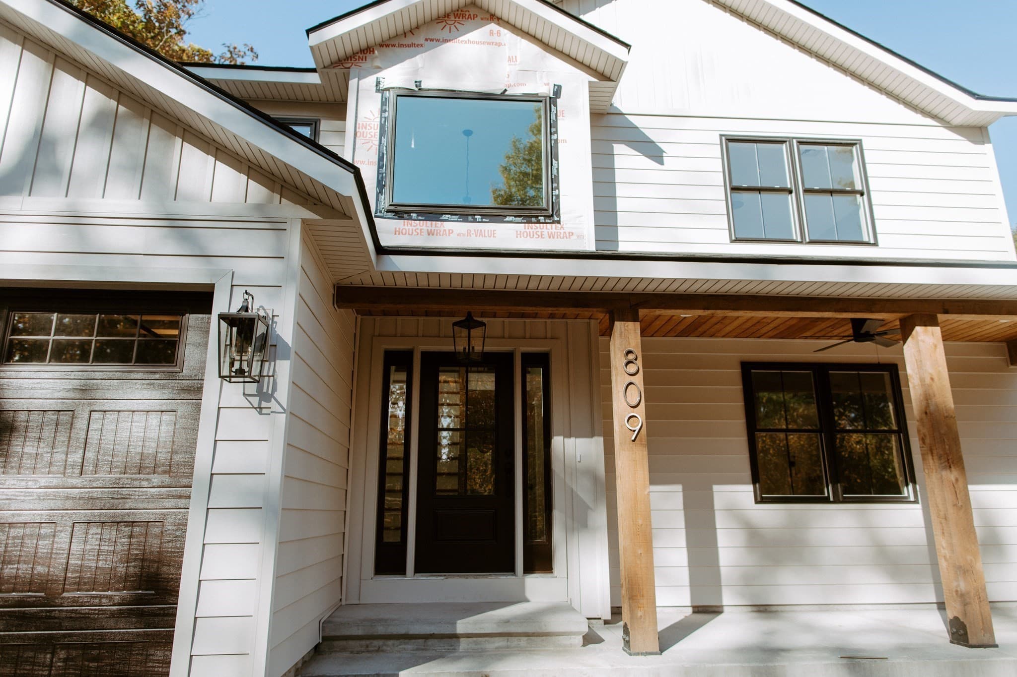 Single Family Residence at 809 Chase Rd, Lunenburg MA 01462, photo 2 of 40
