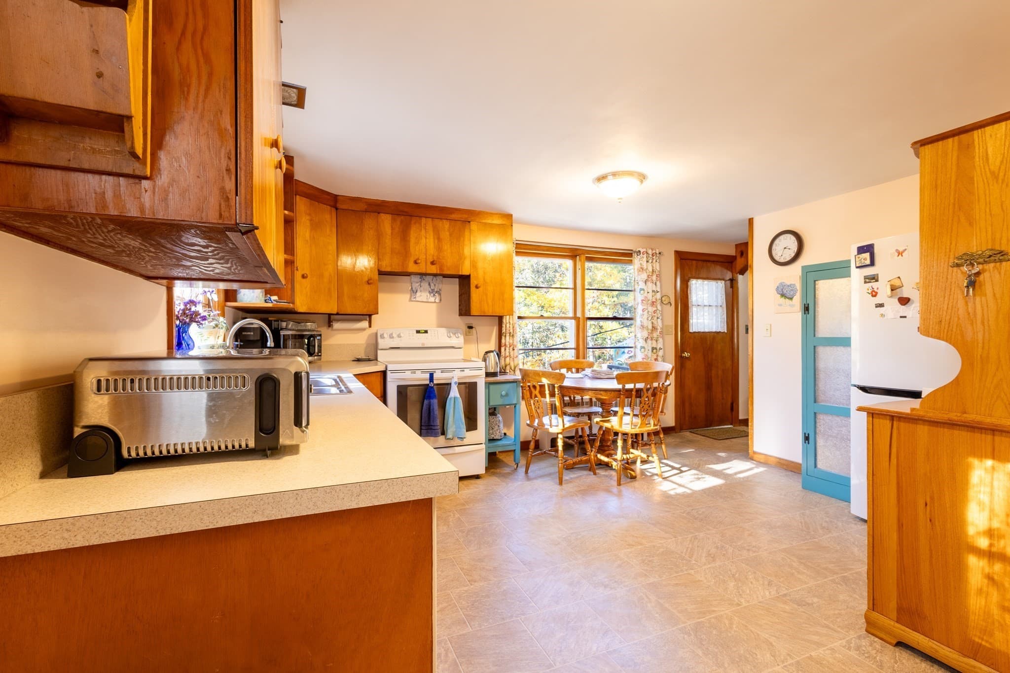 Single Family Residence at 28 Revere Hill Rd, Warwick MA 01378, photo 12 of 36