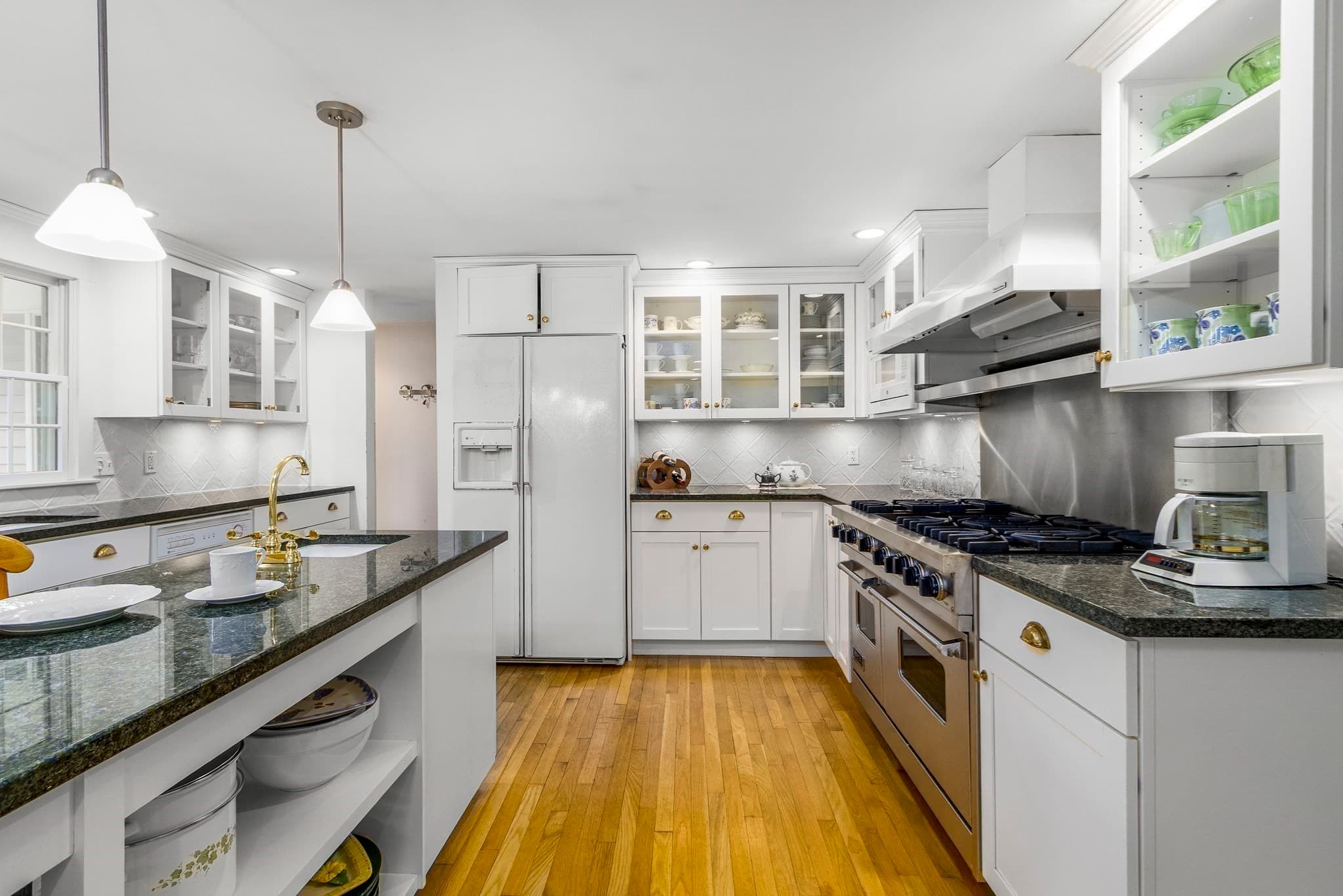 Single Family Residence at 789 Riverview Drive, Chatham MA 02633, photo 10 of 42