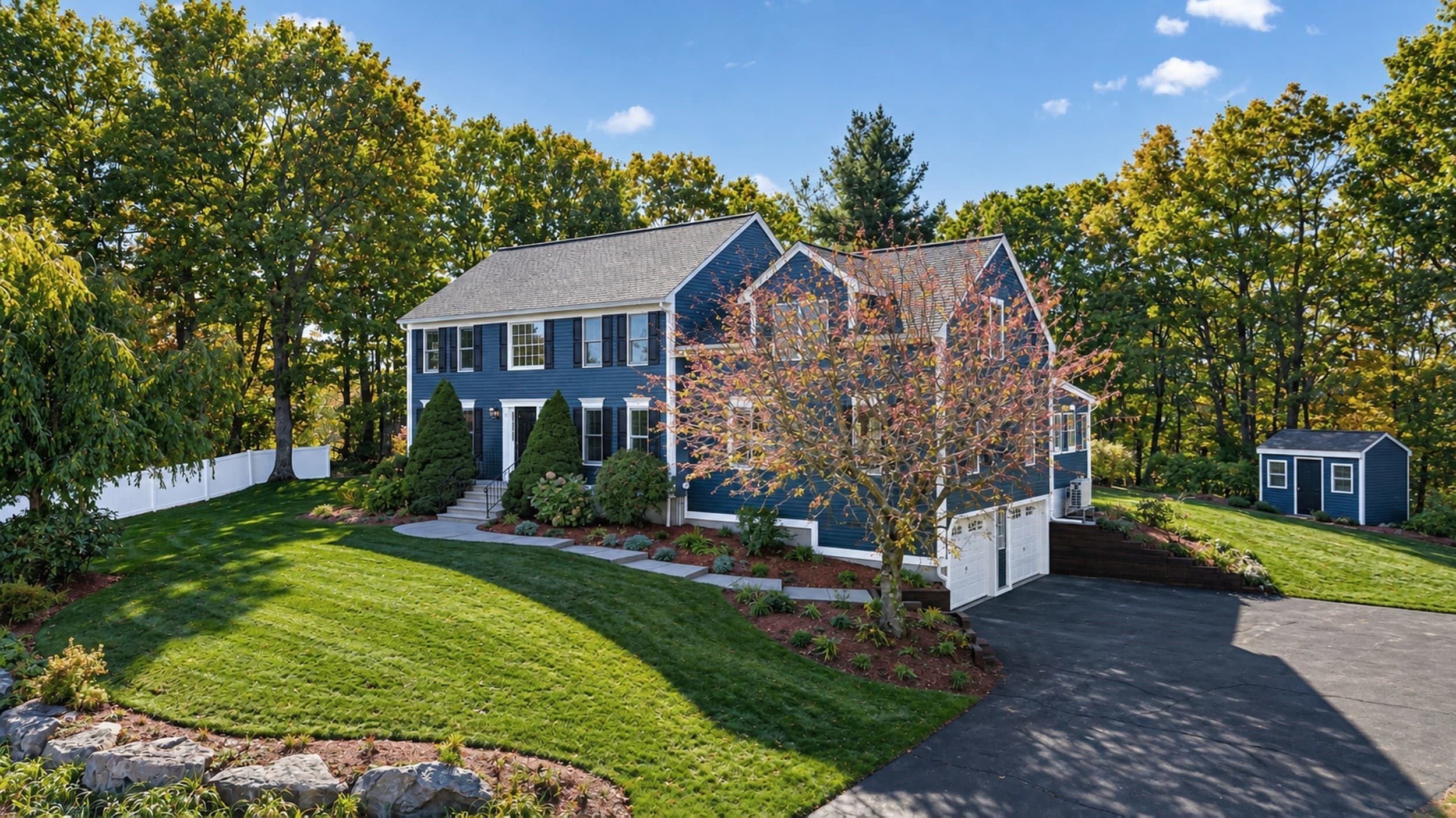 Single Family Residence at 7 Old Salem Cir, Shrewsbury MA 01545, photo 2 of 42