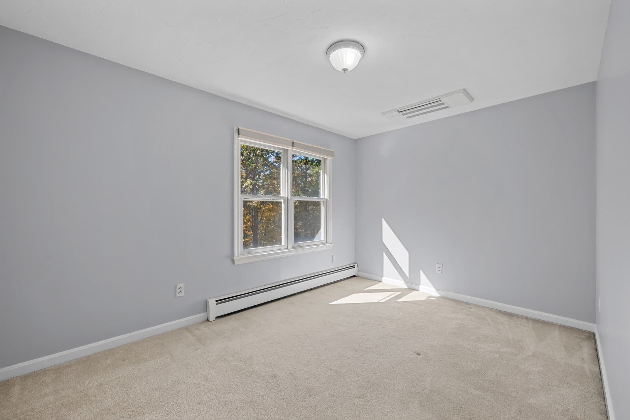 Single Family Residence at 7 Old Salem Cir, Shrewsbury MA 01545, photo 30 of 42