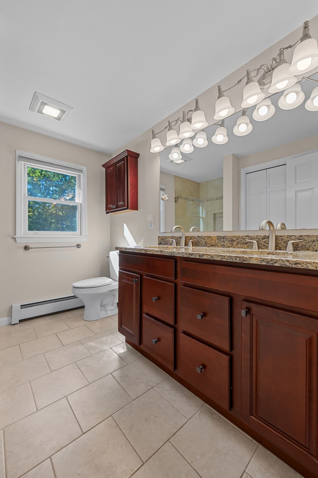 Single Family Residence at 7 Old Salem Cir, Shrewsbury MA 01545, photo 38 of 42