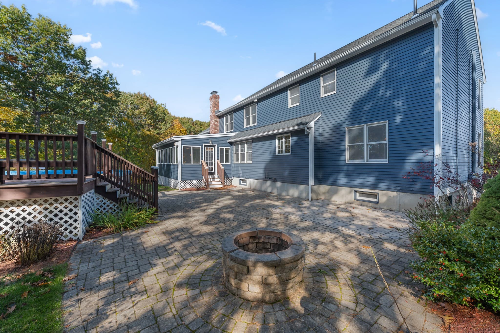 Single Family Residence at 7 Old Salem Cir, Shrewsbury MA 01545, photo 40 of 42