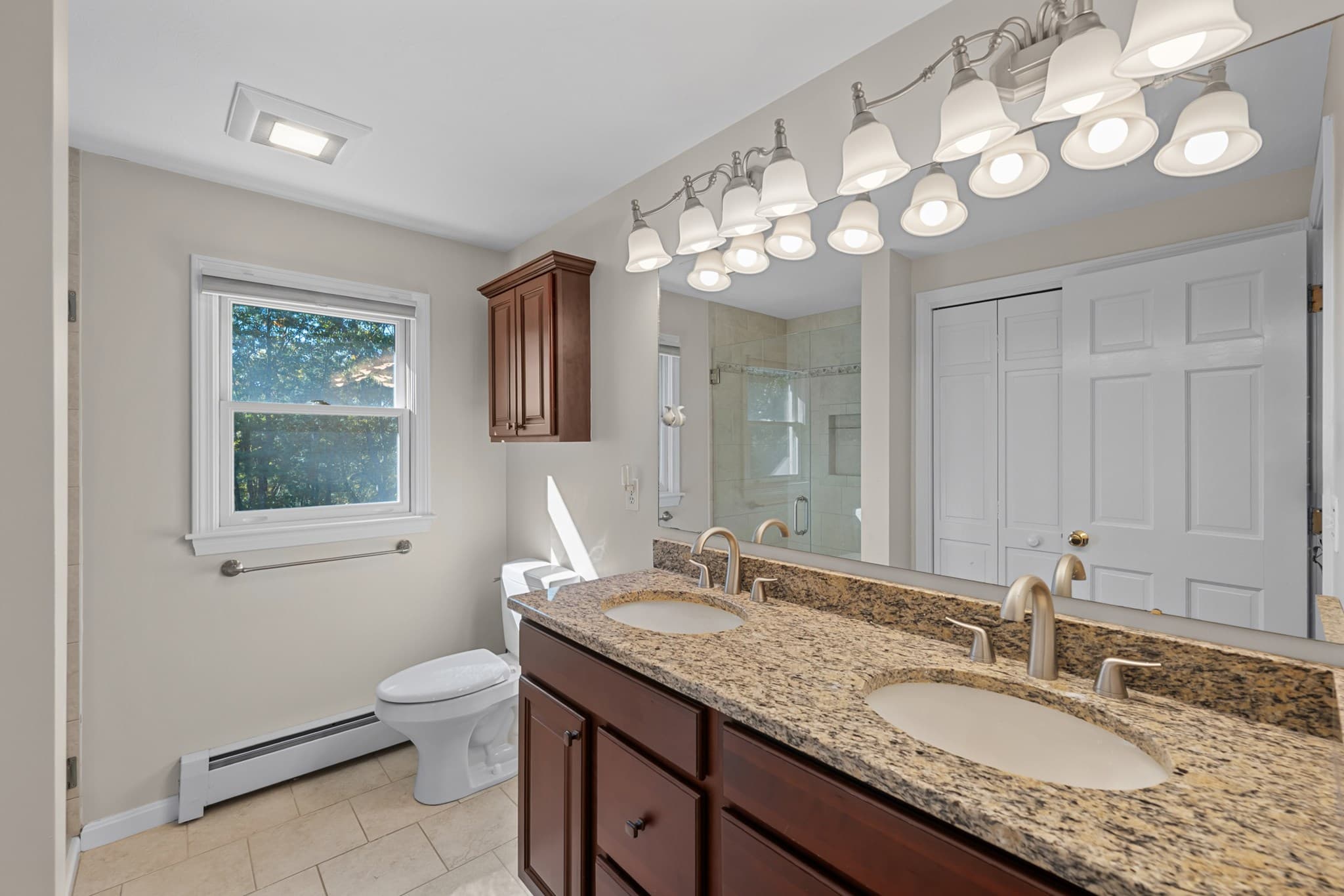 Single Family Residence at 7 Old Salem Cir, Shrewsbury MA 01545, photo 35 of 42