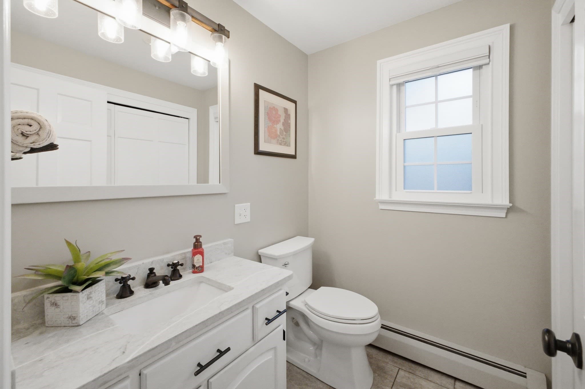 Single Family Residence at 13 Watson Ln, Rutland MA 01543, photo 14 of 36