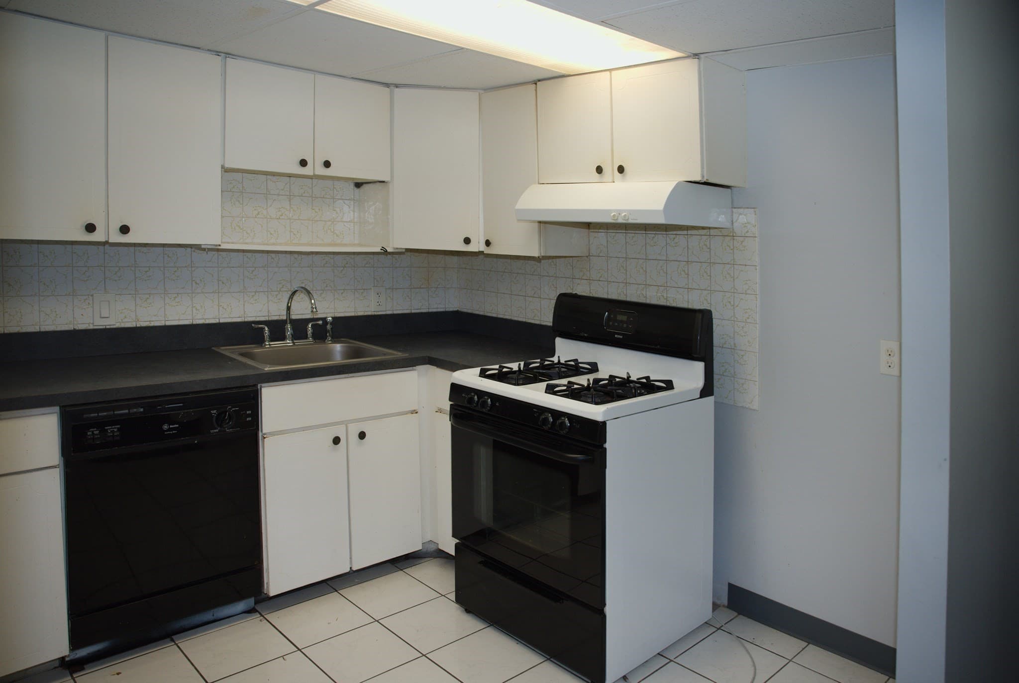 Condominium at 65 Mccormick Ter. # 4, Stoughton MA 02072, photo 4 of 16