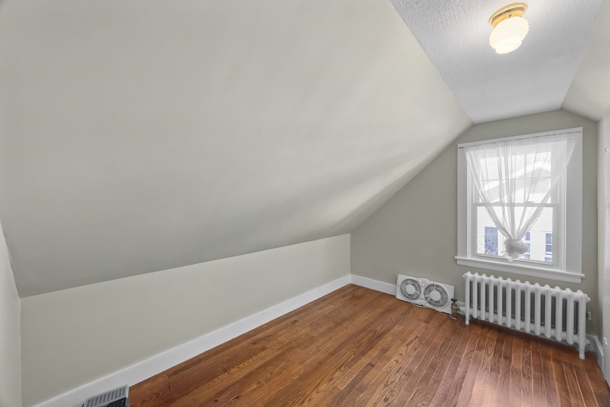 Single Family Residence at 12 Gates Rd, Shrewsbury MA 01545, photo 28 of 39