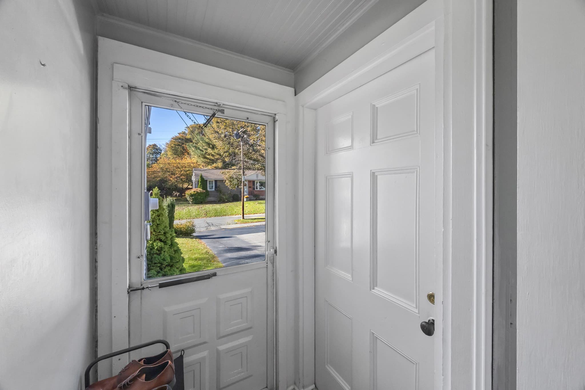 Single Family Residence at 12 Gates Rd, Shrewsbury MA 01545, photo 20 of 39