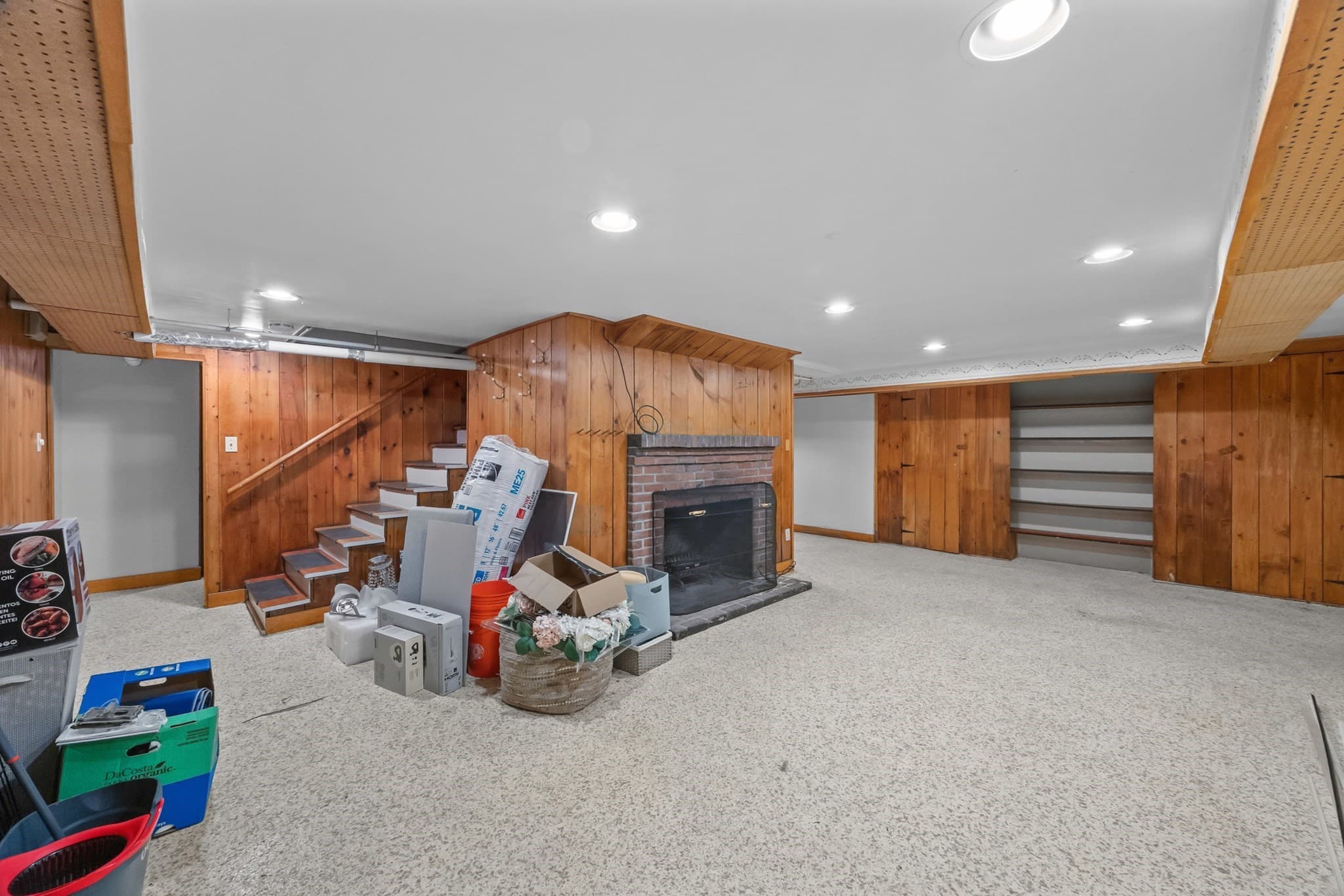 Single Family Residence at 12 Gates Rd, Shrewsbury MA 01545, photo 30 of 39