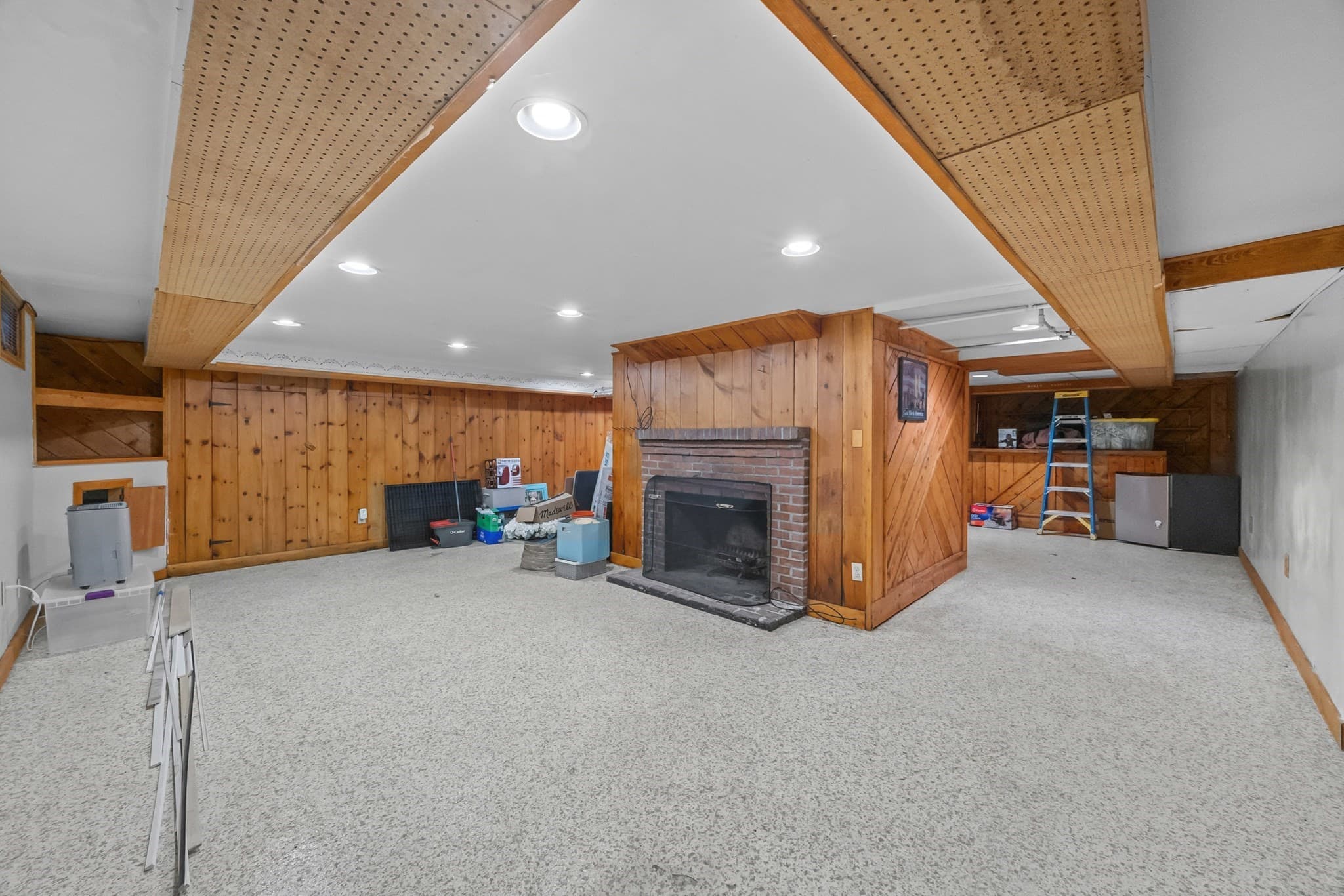 Single Family Residence at 12 Gates Rd, Shrewsbury MA 01545, photo 31 of 39