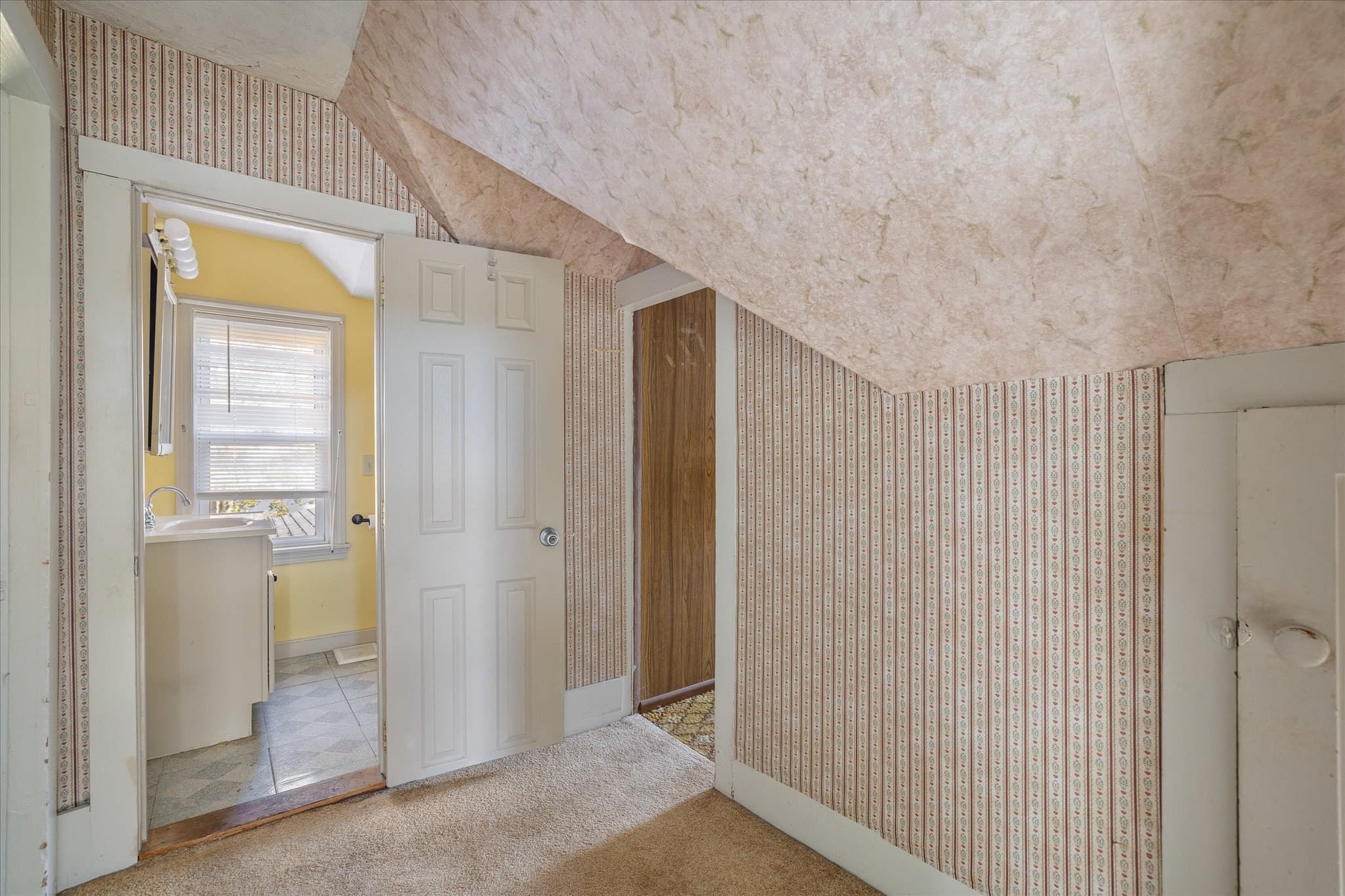 Single Family Residence at 37 Memorial St, Templeton MA 01436, photo 23 of 33