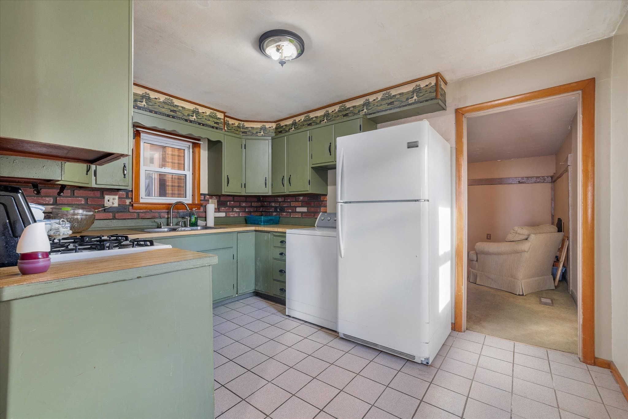 Single Family Residence at 37 Memorial St, Templeton MA 01436, photo 18 of 33