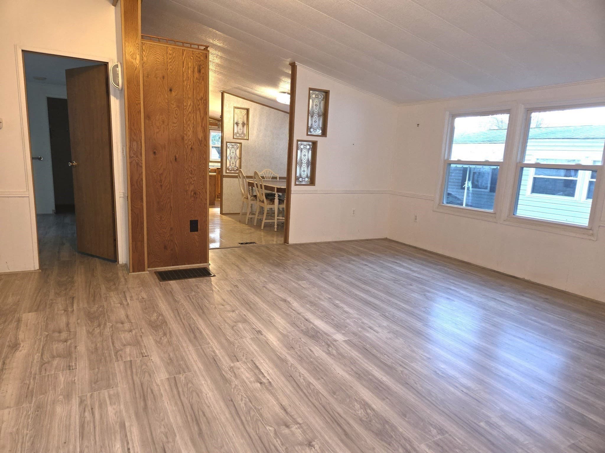 Mobile Home at 116 Victoria Lane, Marlborough MA 01752, photo 12 of 23