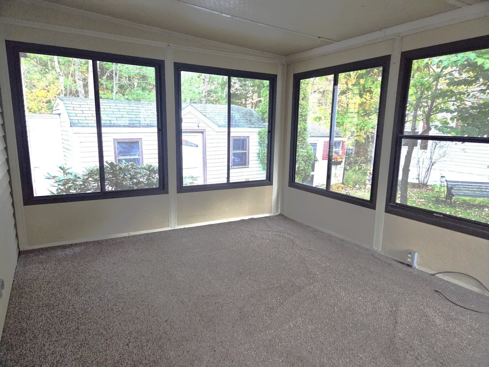 Mobile Home at 116 Victoria Lane, Marlborough MA 01752, photo 22 of 23
