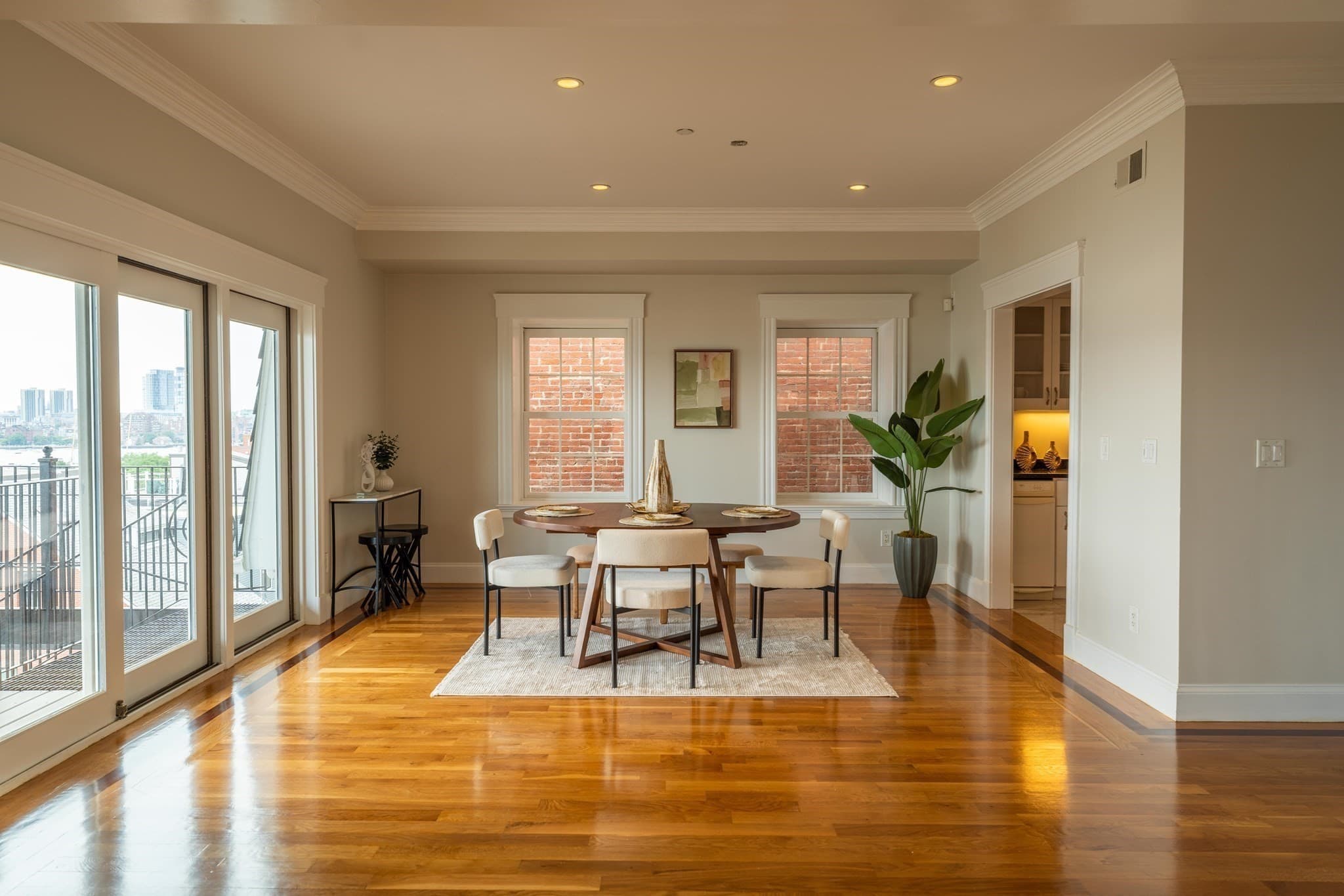 Condominium at 195 Webster St # 4, Boston MA 02128, photo 5 of 41