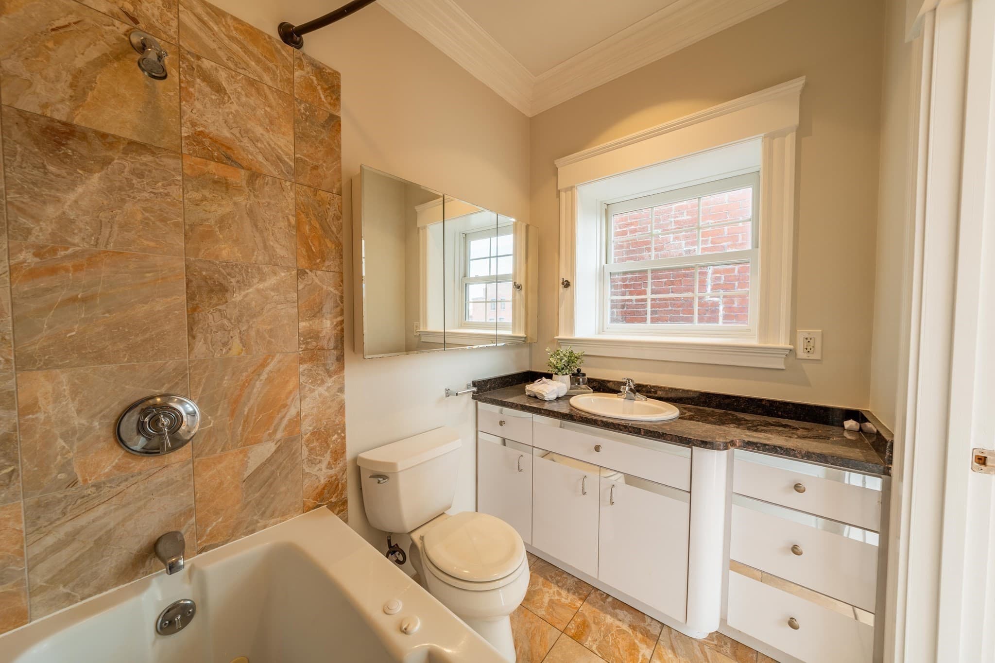 Condominium at 195 Webster St # 4, Boston MA 02128, photo 21 of 41
