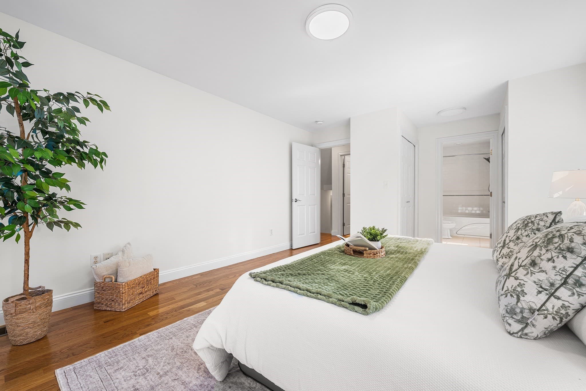 Condominium at 75 Bartlett Ave # 75, Arlington MA 02476, photo 14 of 32