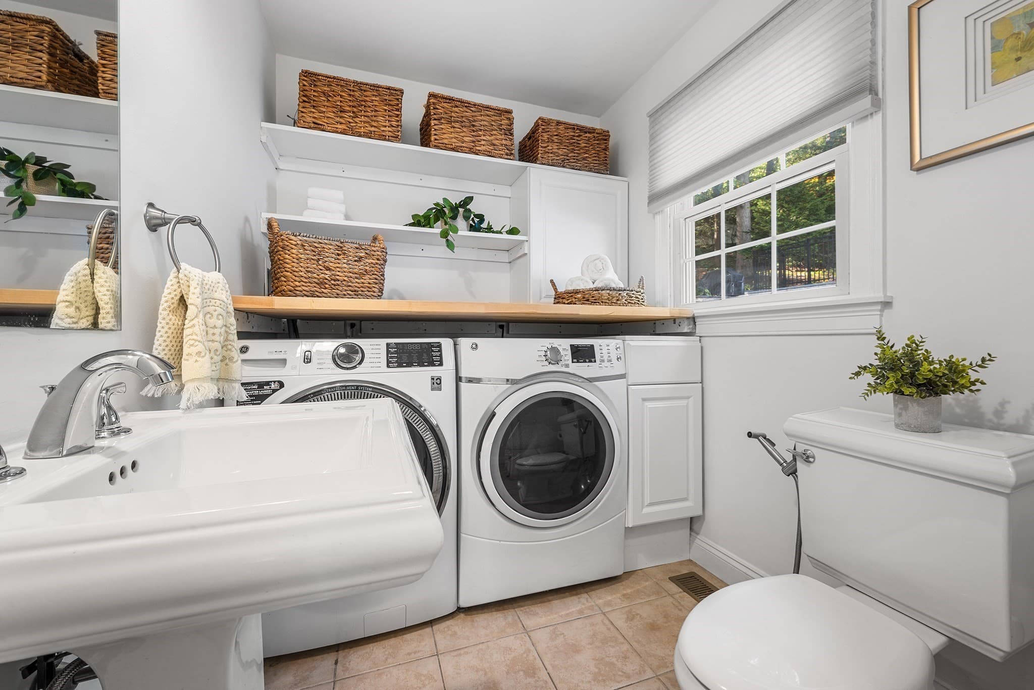 Condominium at 75 Bartlett Ave # 75, Arlington MA 02476, photo 11 of 32