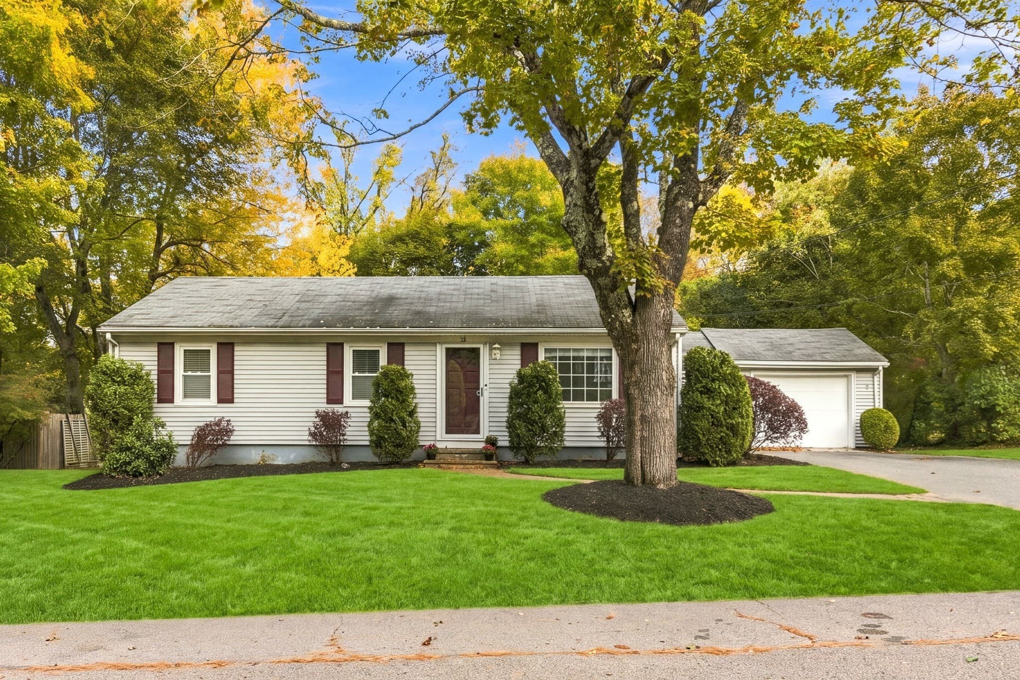 14 Winslow Rd, Sharon MA 02067