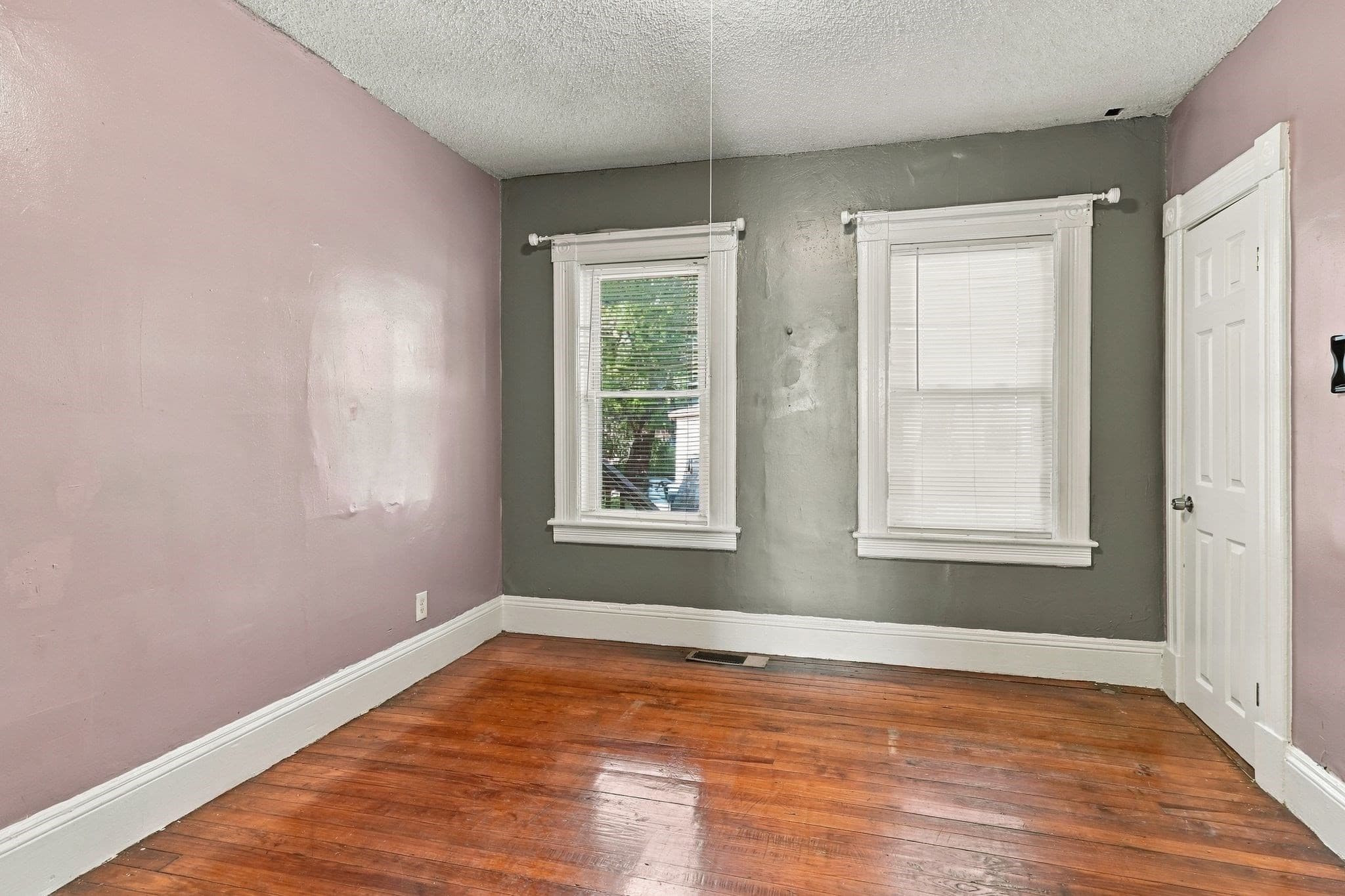 Multi Family at 32-34 Dawes St, Springfield MA 01109, photo 14 of 31