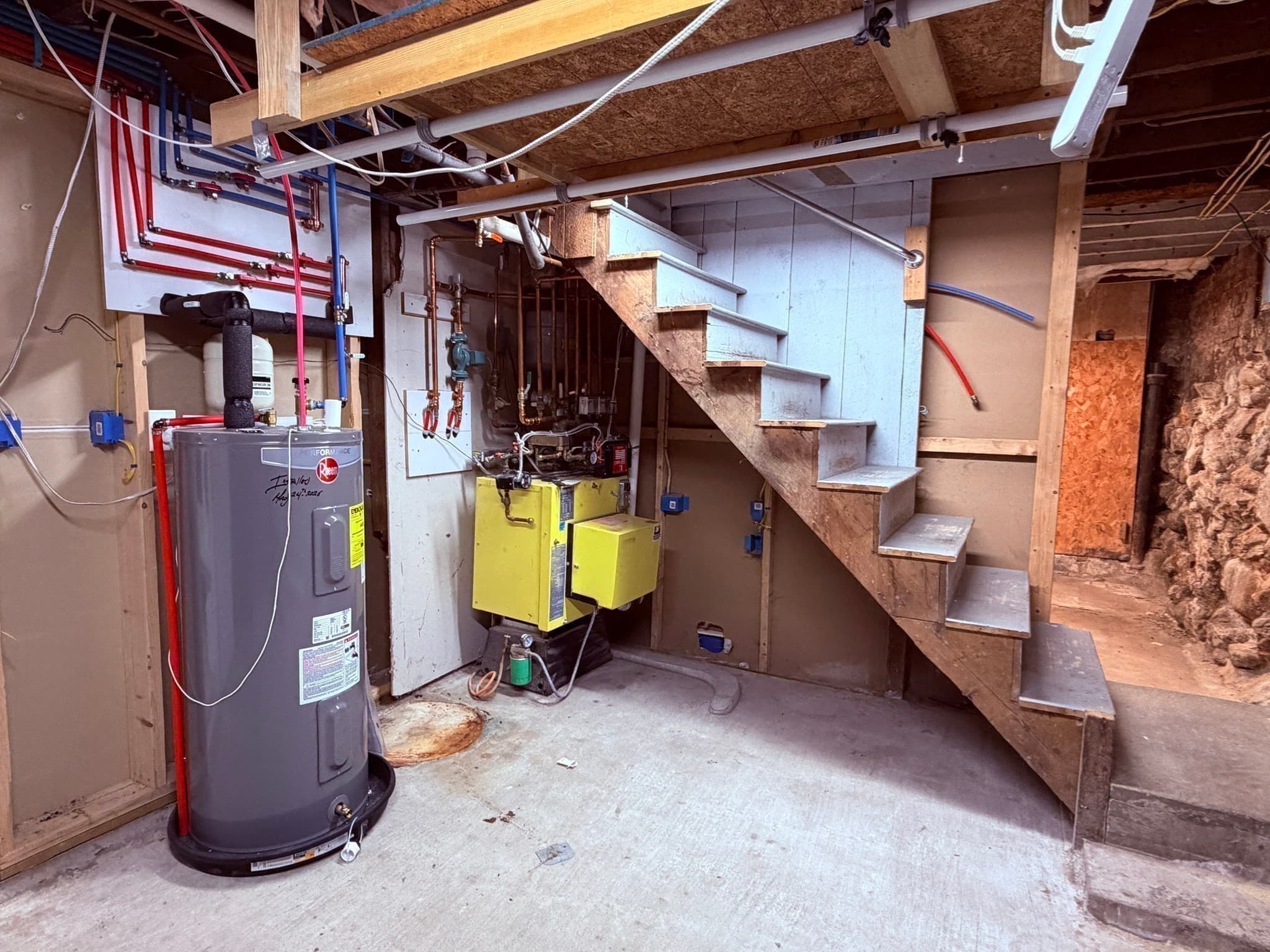 Multi Family at 340 Park St, Gardner MA 01440, photo 18 of 34
