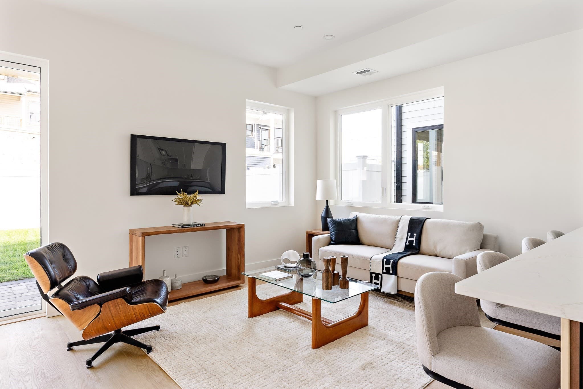 Condominium at 28A Swan Avenue # 1, Boston MA 02128, photo 6 of 25