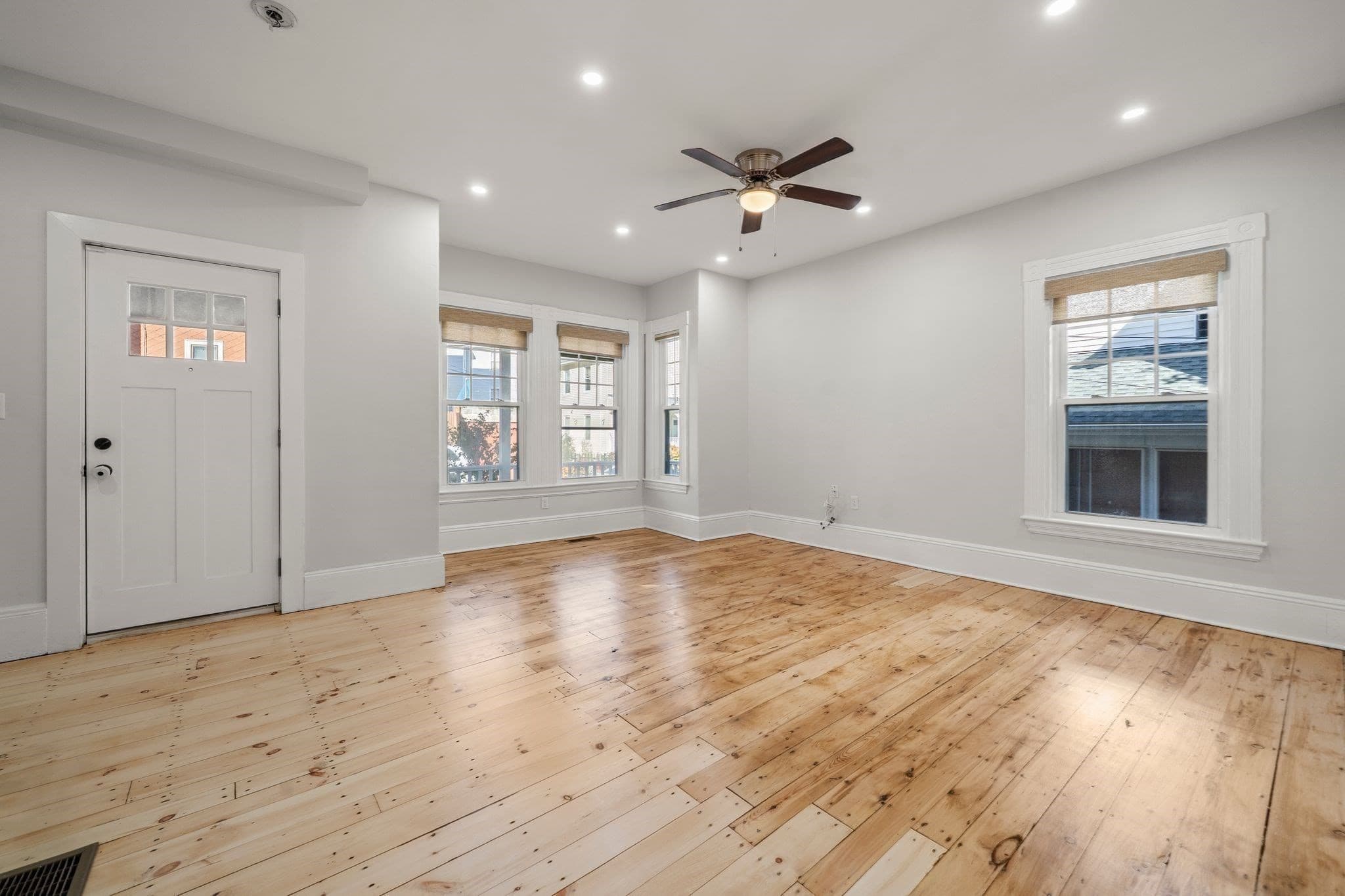 Single Family Residence at 2 Brookvale St, Boston MA 02124, photo 9 of 29