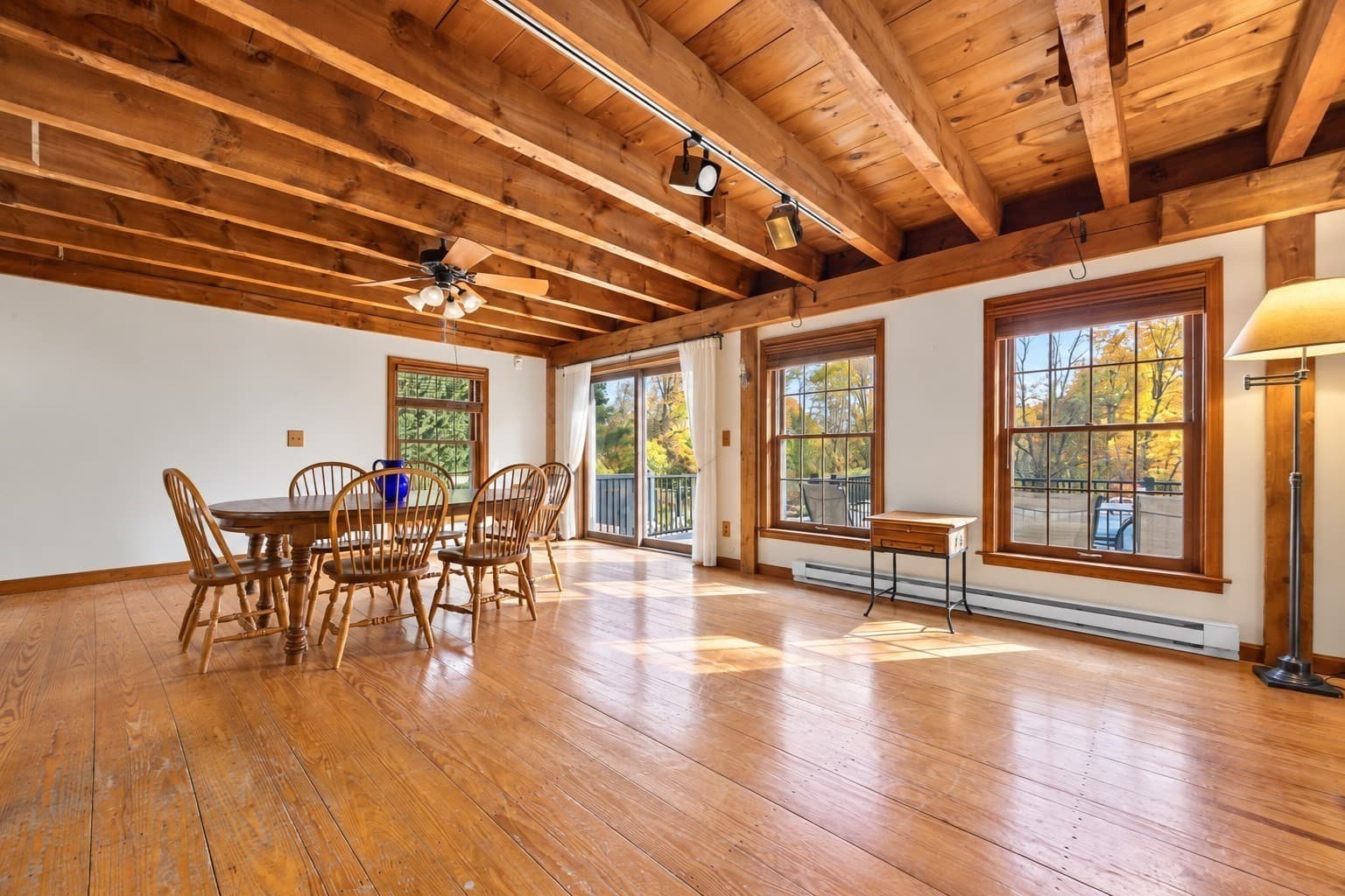 Single Family Residence at 425 Howard Street, Northborough MA 01532, photo 8 of 42