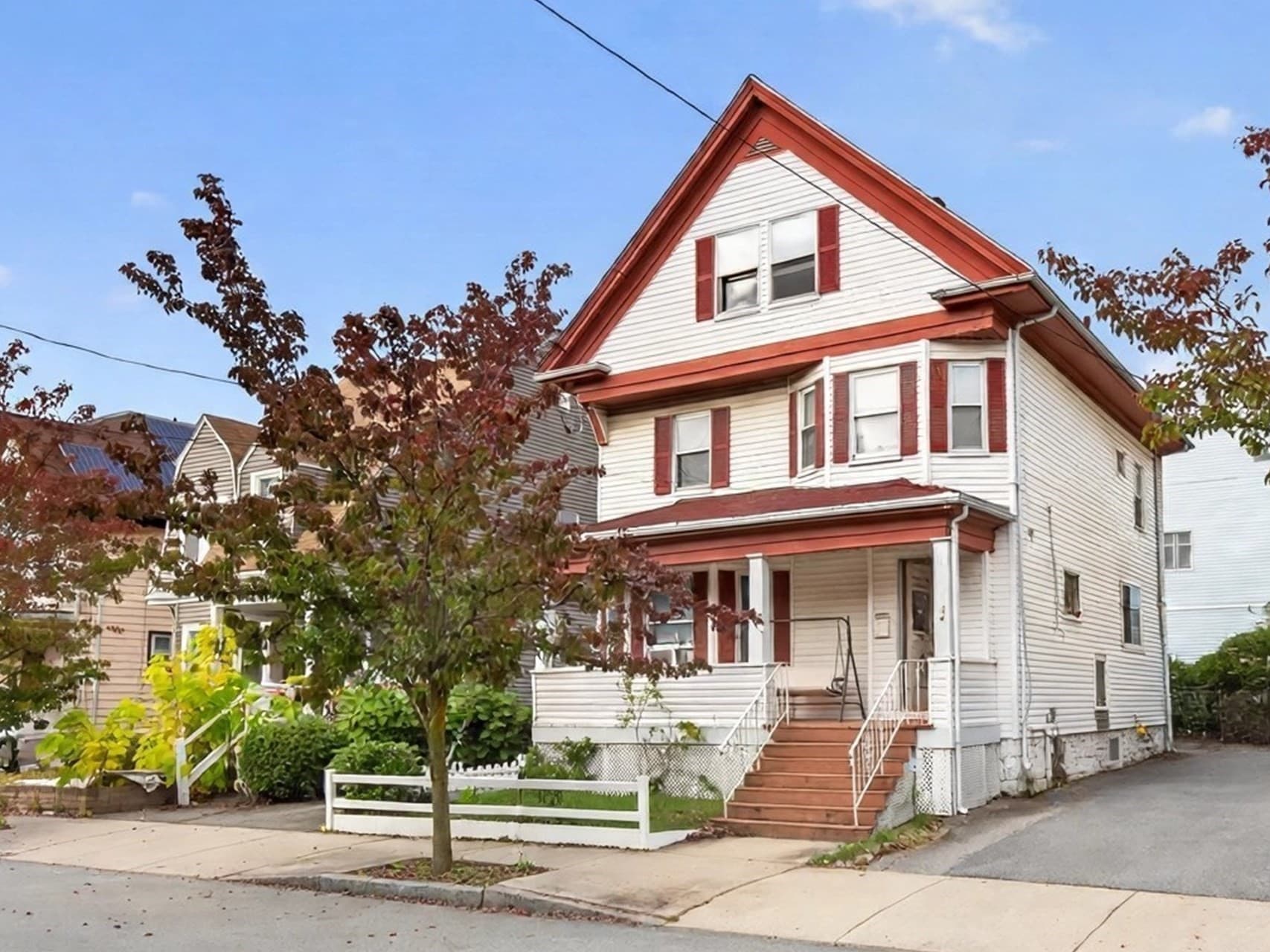 34 Baker Rd, Everett MA 02149
